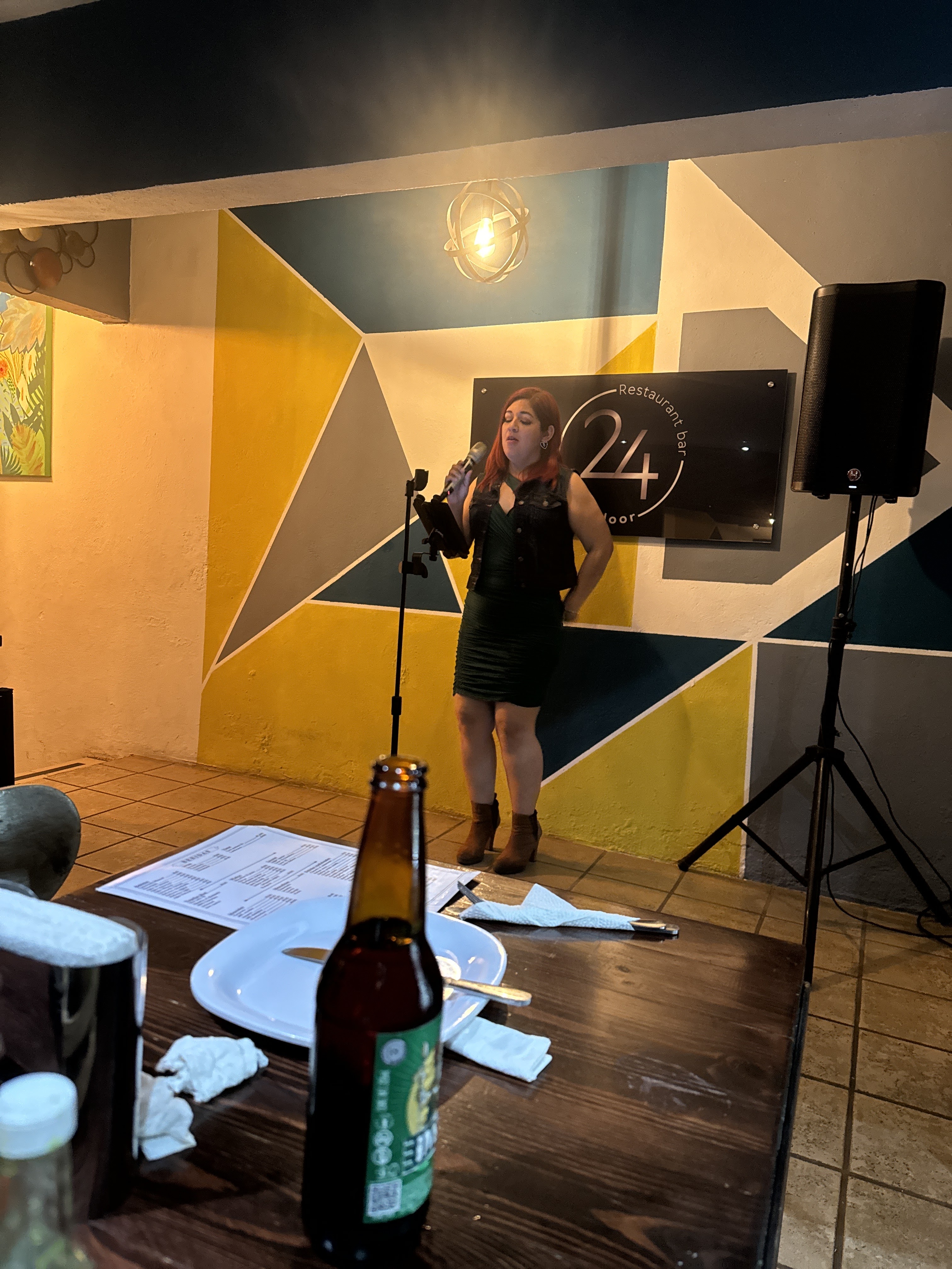 Restaurant bar 24 top floor image 9