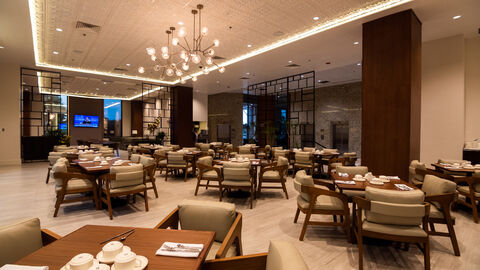 W33 Restaurant-Bar image 1
