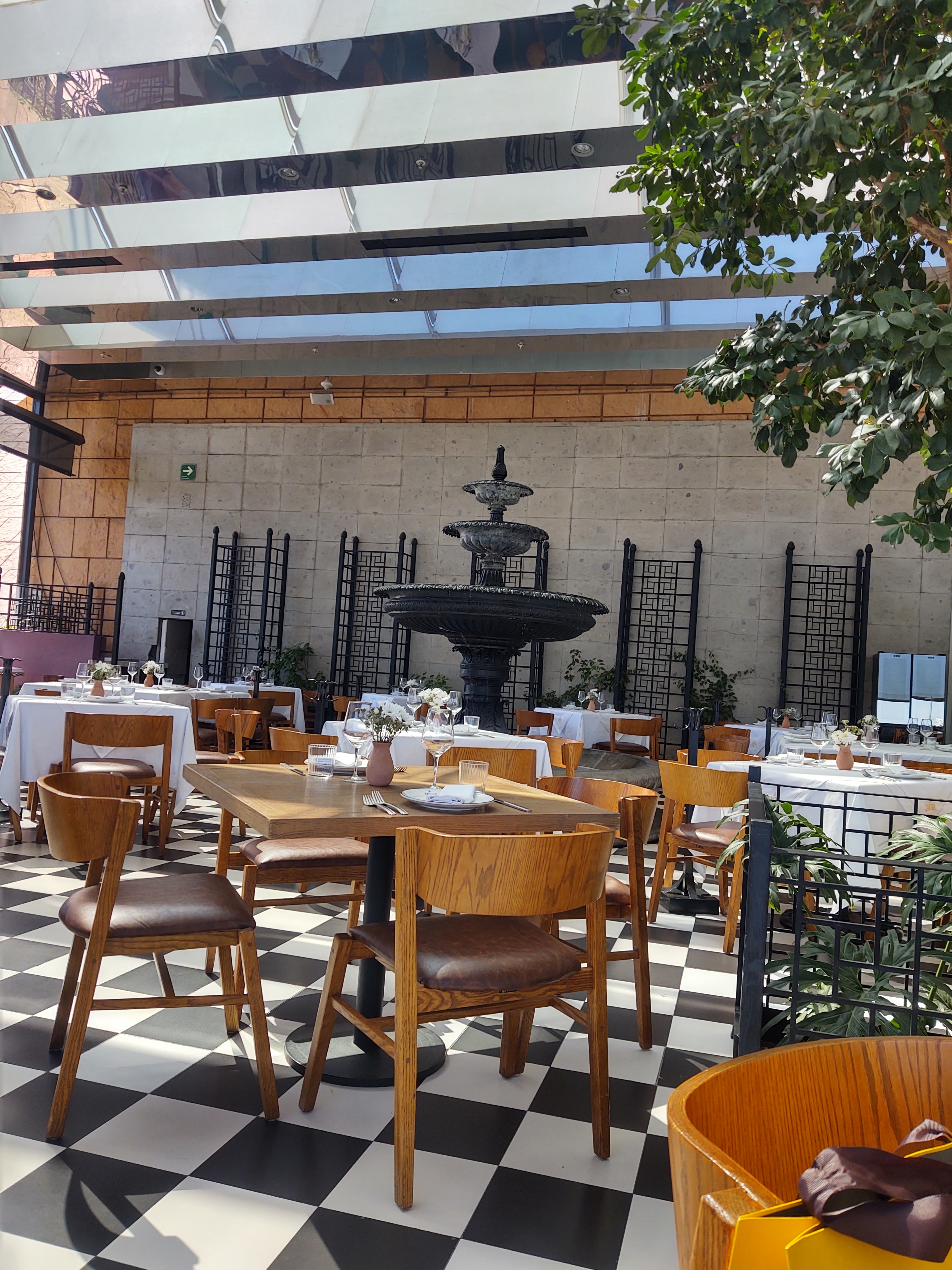 La Cantina Palacio Polanco image 1