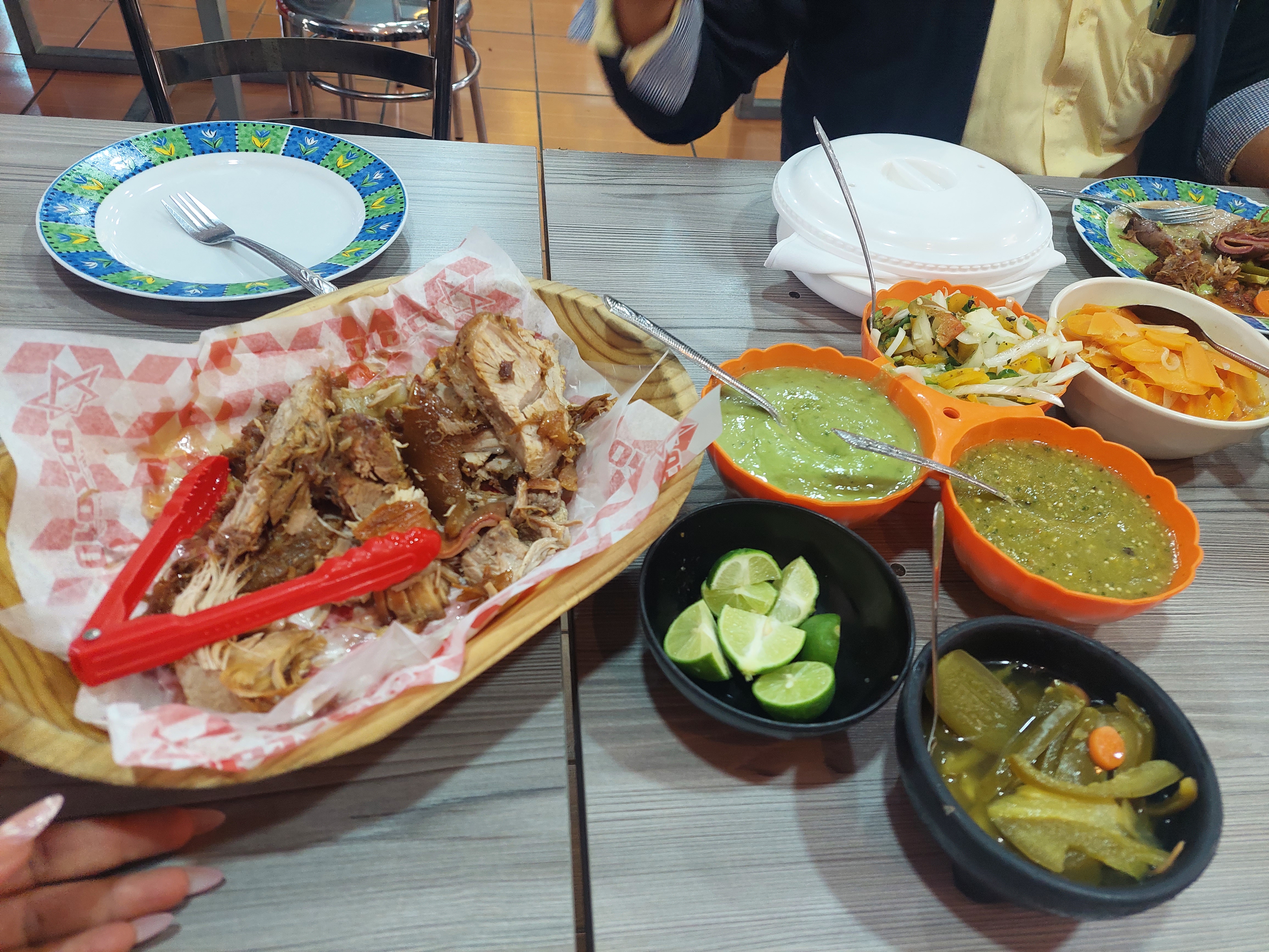 Carnitas Y Banquetes Viry image 2