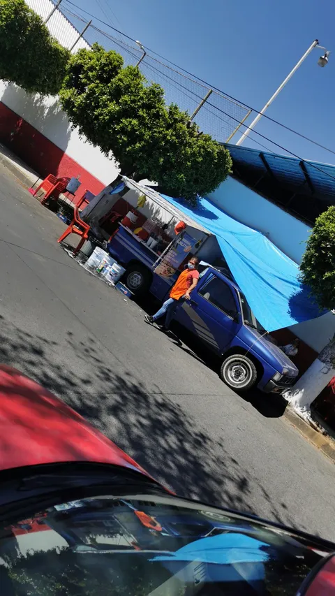 Mariscos la almejita image 2