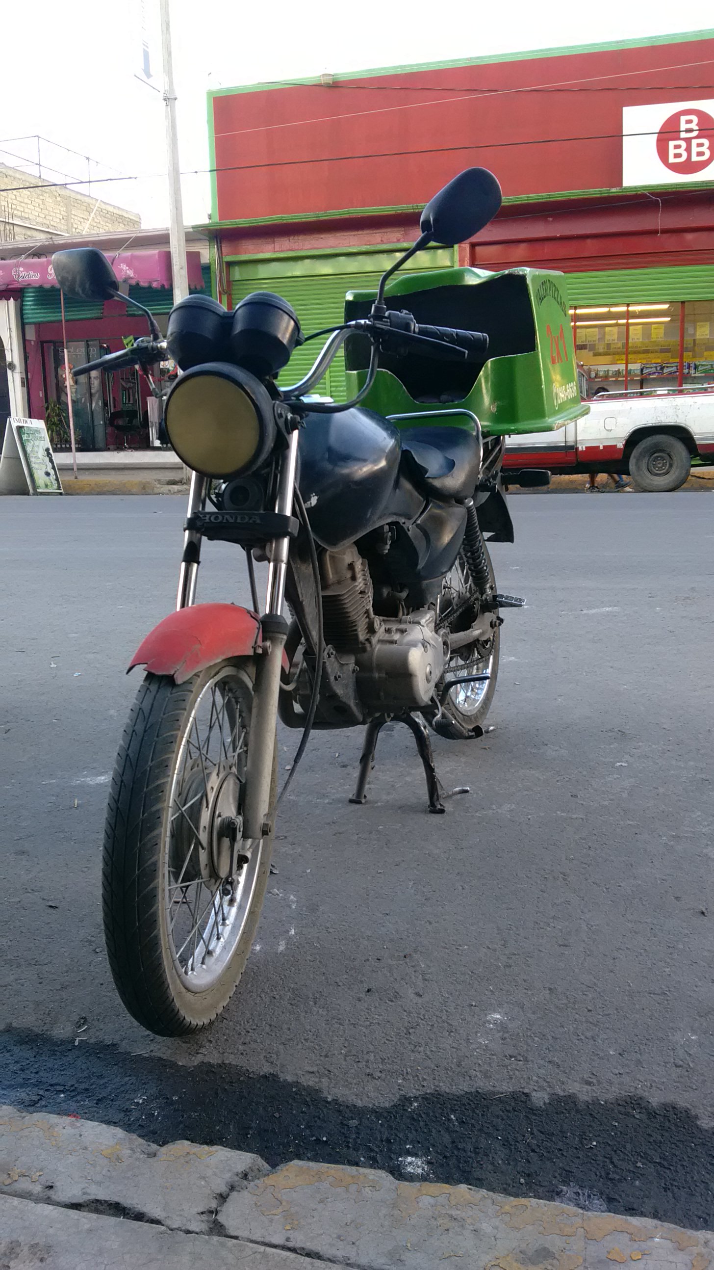 Valeri Pizzas image 5