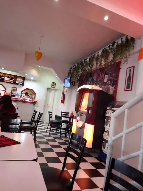 Charly Pizza image 5