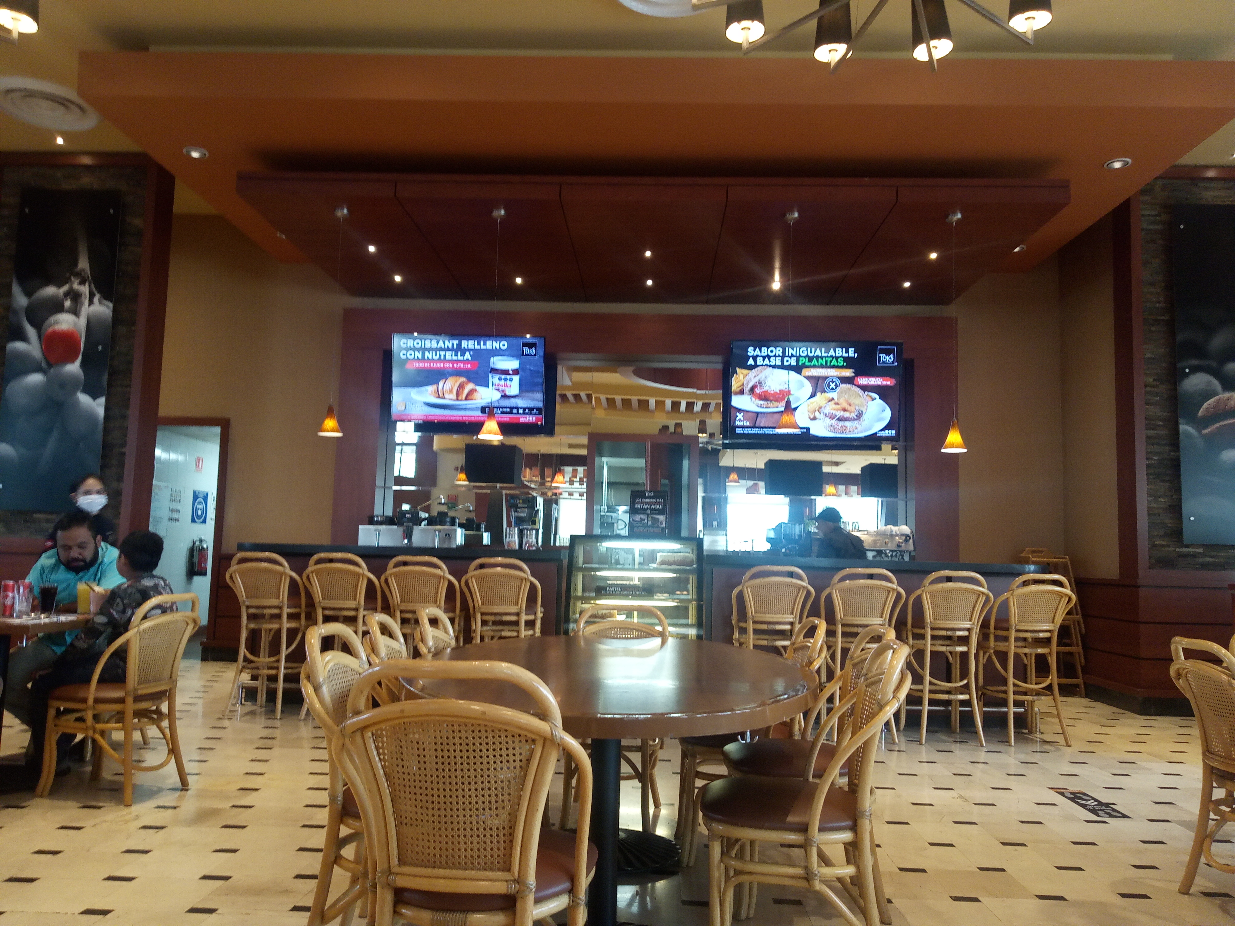 Toks Patio Valle de Chalco image 4