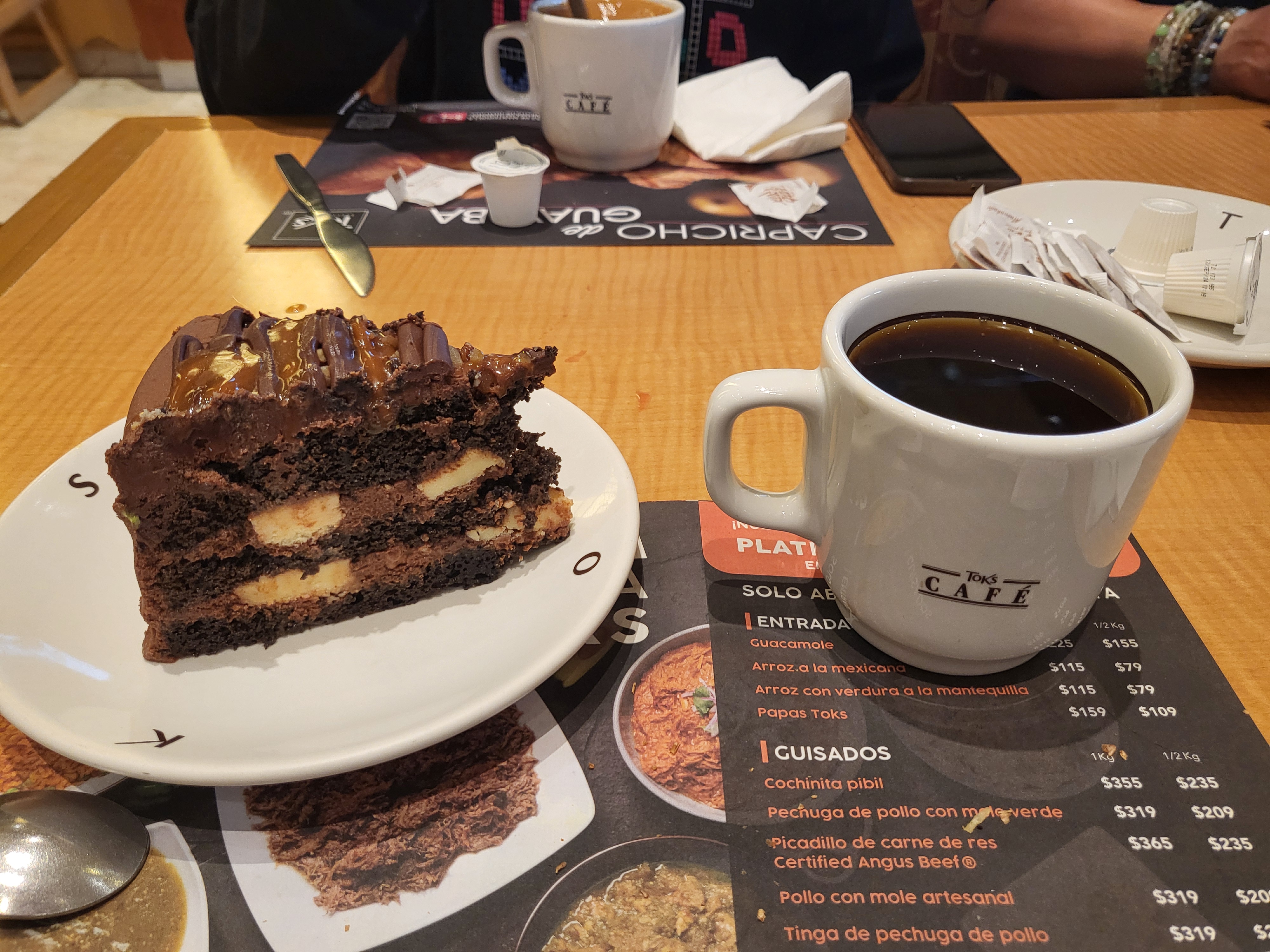 Toks Patio Valle de Chalco image 6