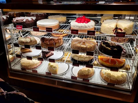 The Cheesecake Factory image 4