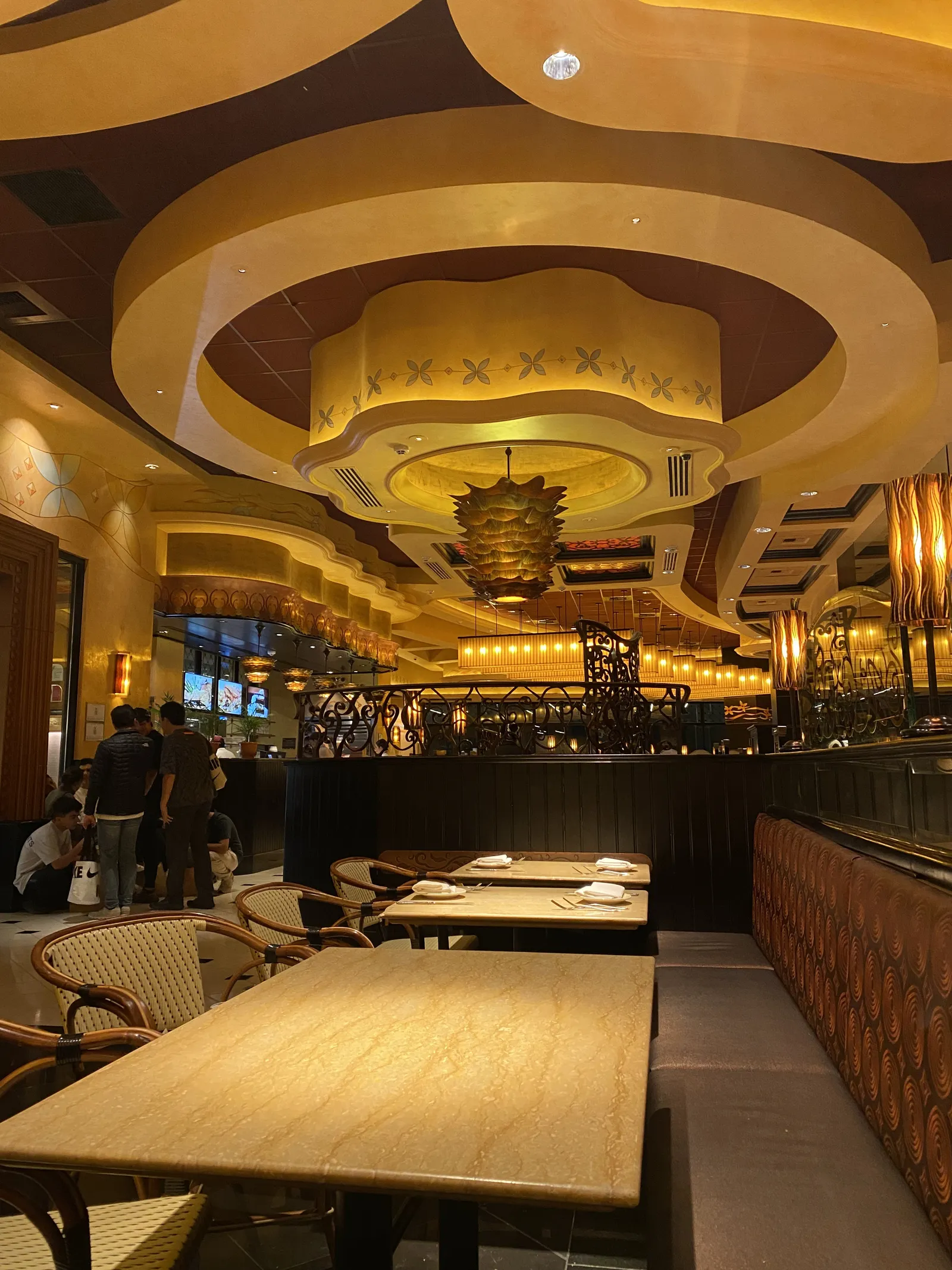 The Cheesecake Factory image 5