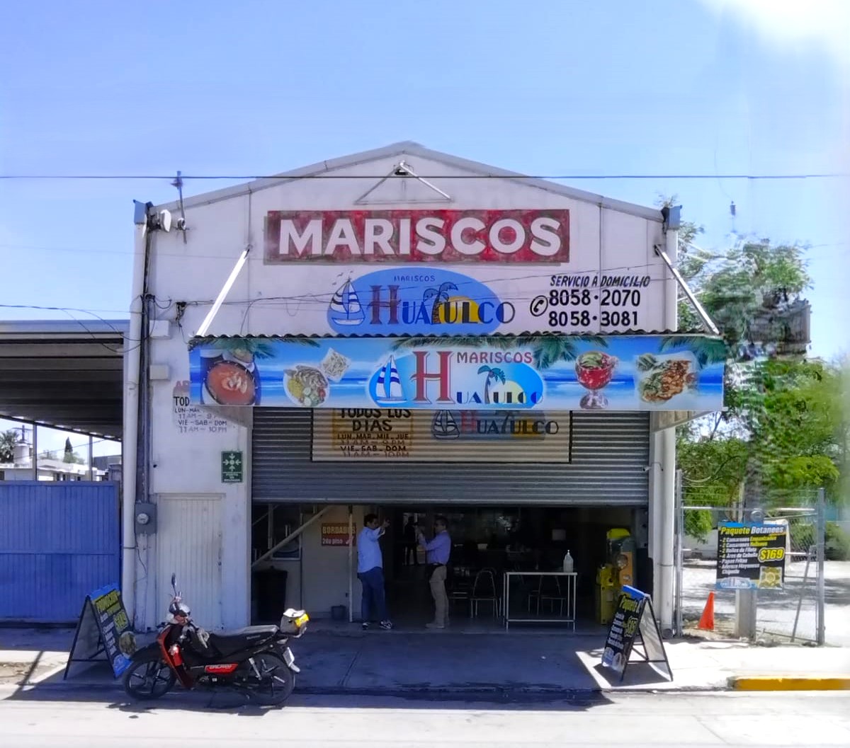 Mariscos Huatulco Escobedo image 1