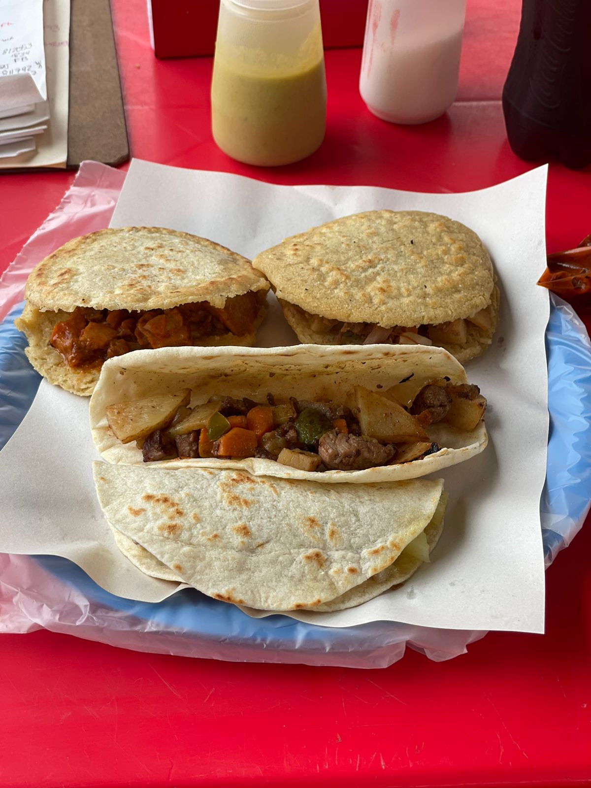 Comidas La Amistad image 2