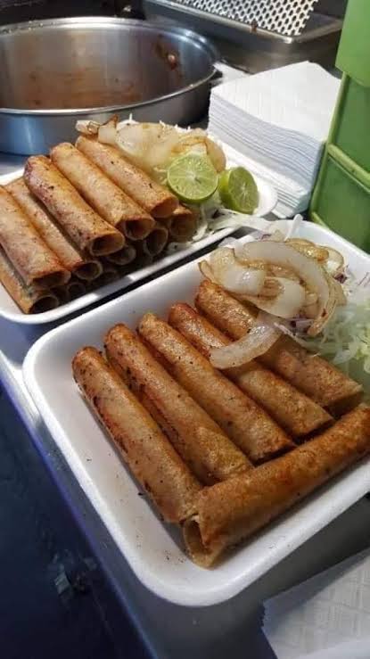 Tamquitos Maki image 2