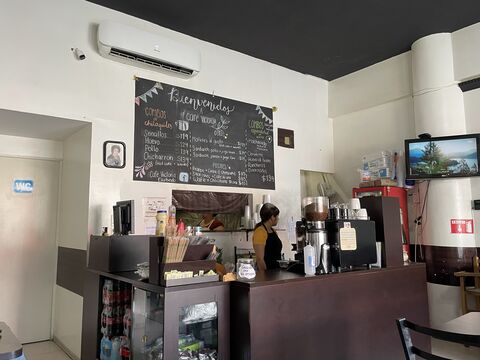 Cafe Victoria Restaurant image 1
