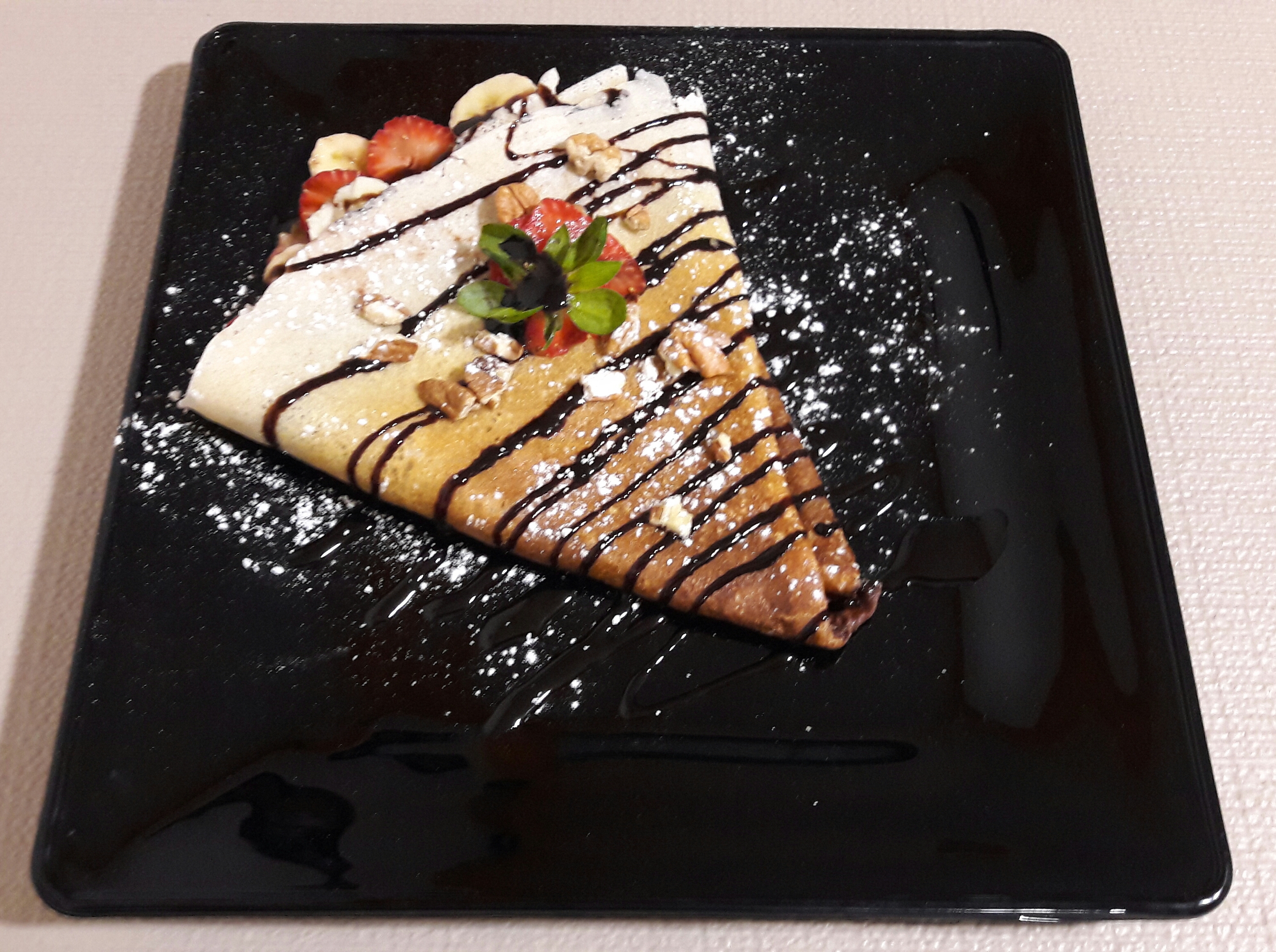 Cafe Victoria Restaurant image 9