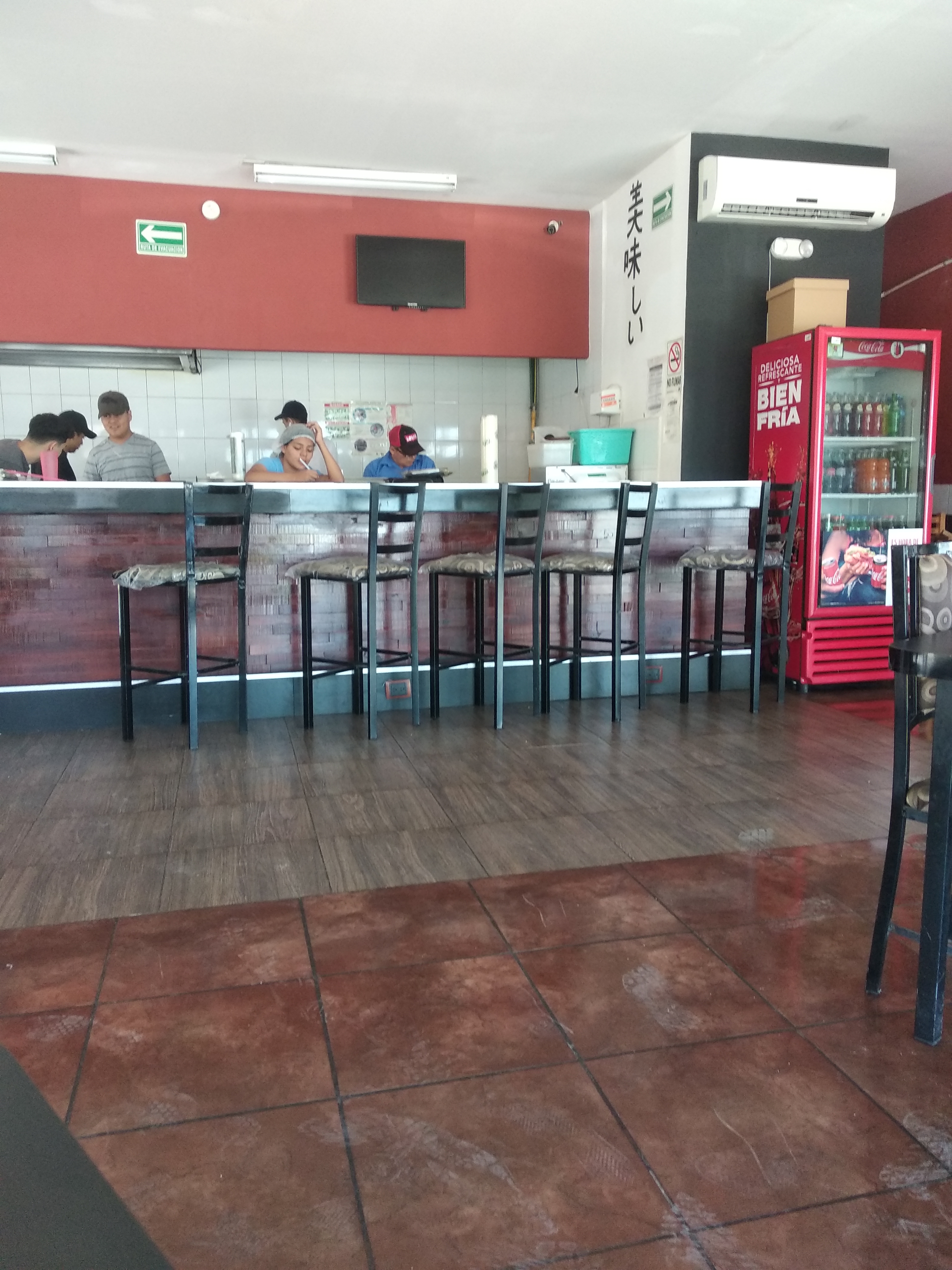 Sichi Sushi & Coffee Rest. Mi Plaza Escobedo image 4