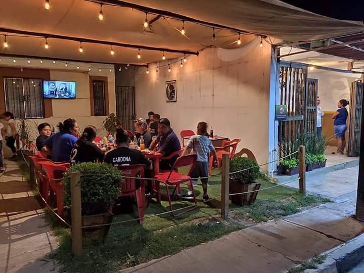 Los Candiles Antojitos image 5