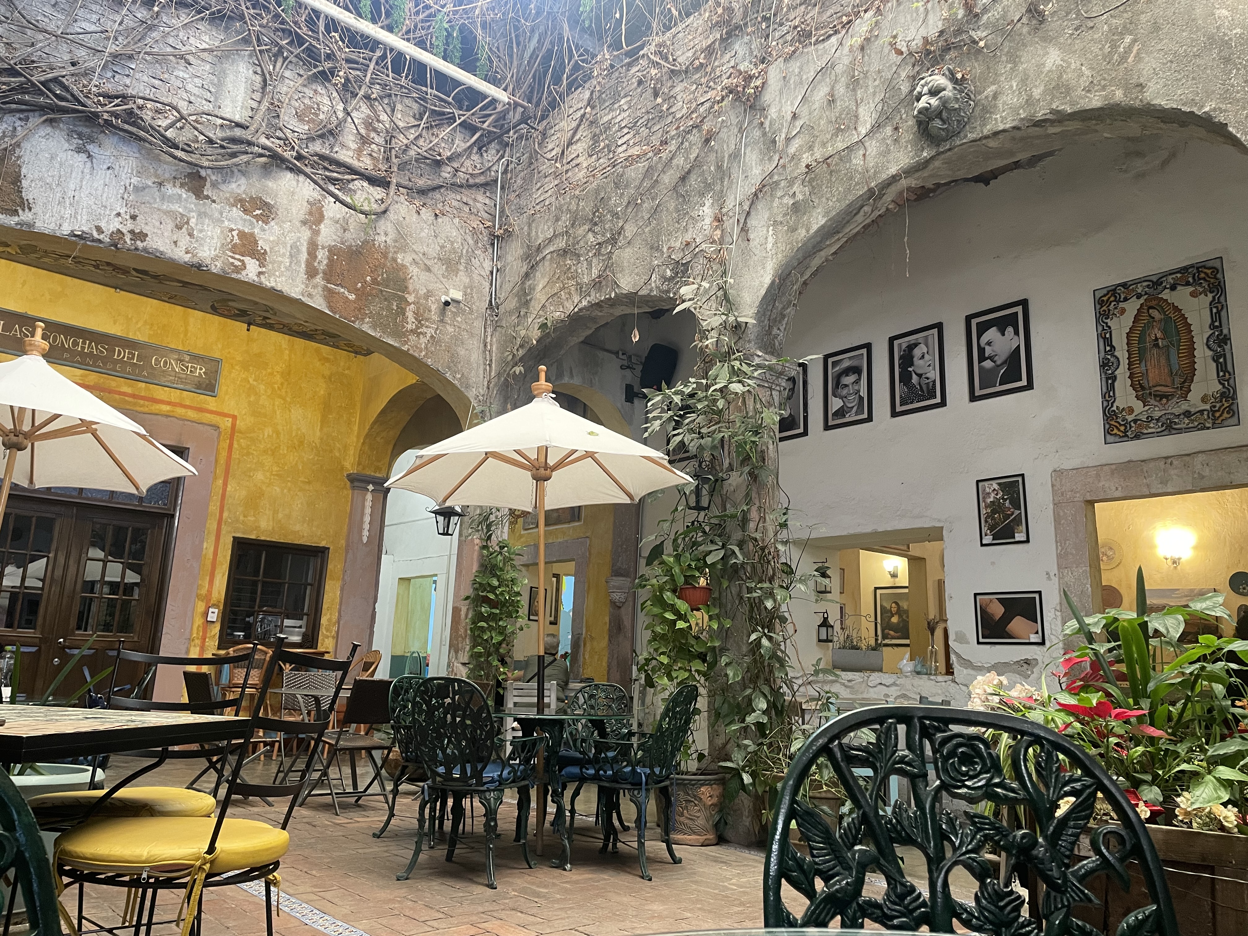 Patio Madero image 2