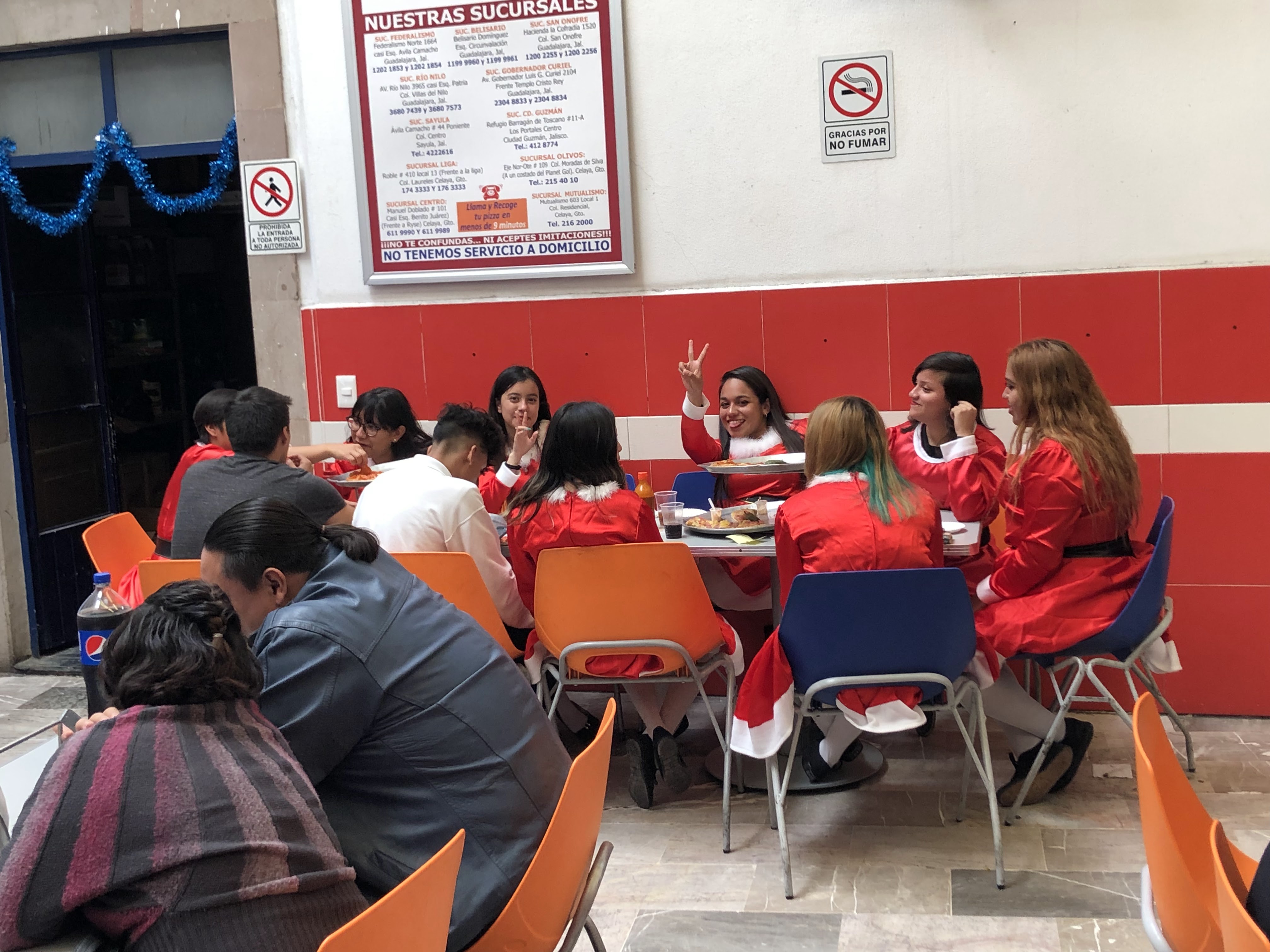 Nine Minutes Pizza image 3