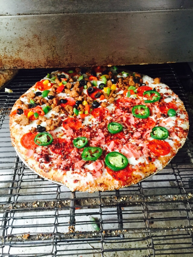 Nine Minutes Pizza image 4