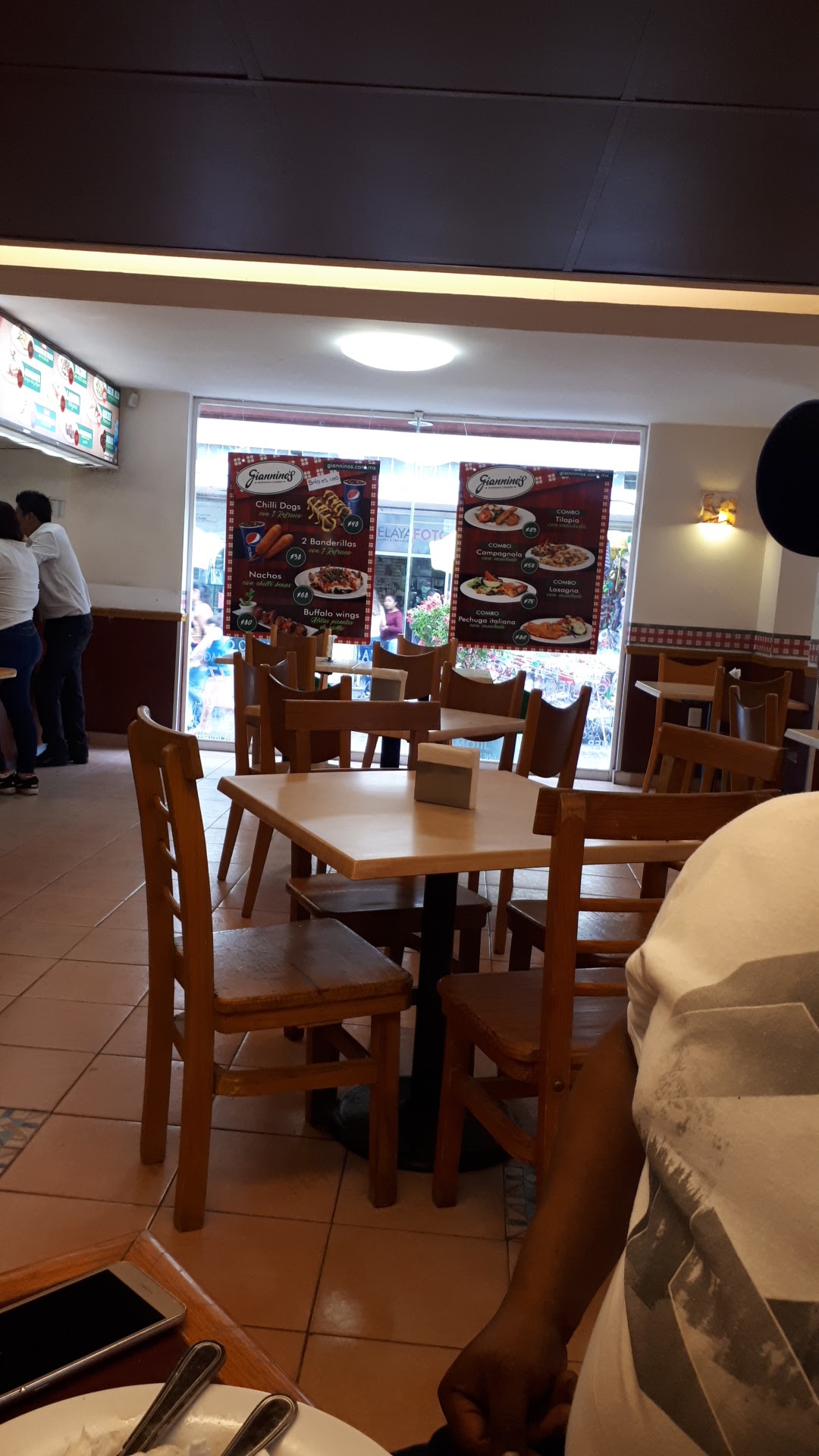 Giannino’s image 3