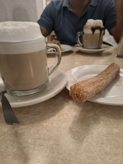 Bons Café image 6