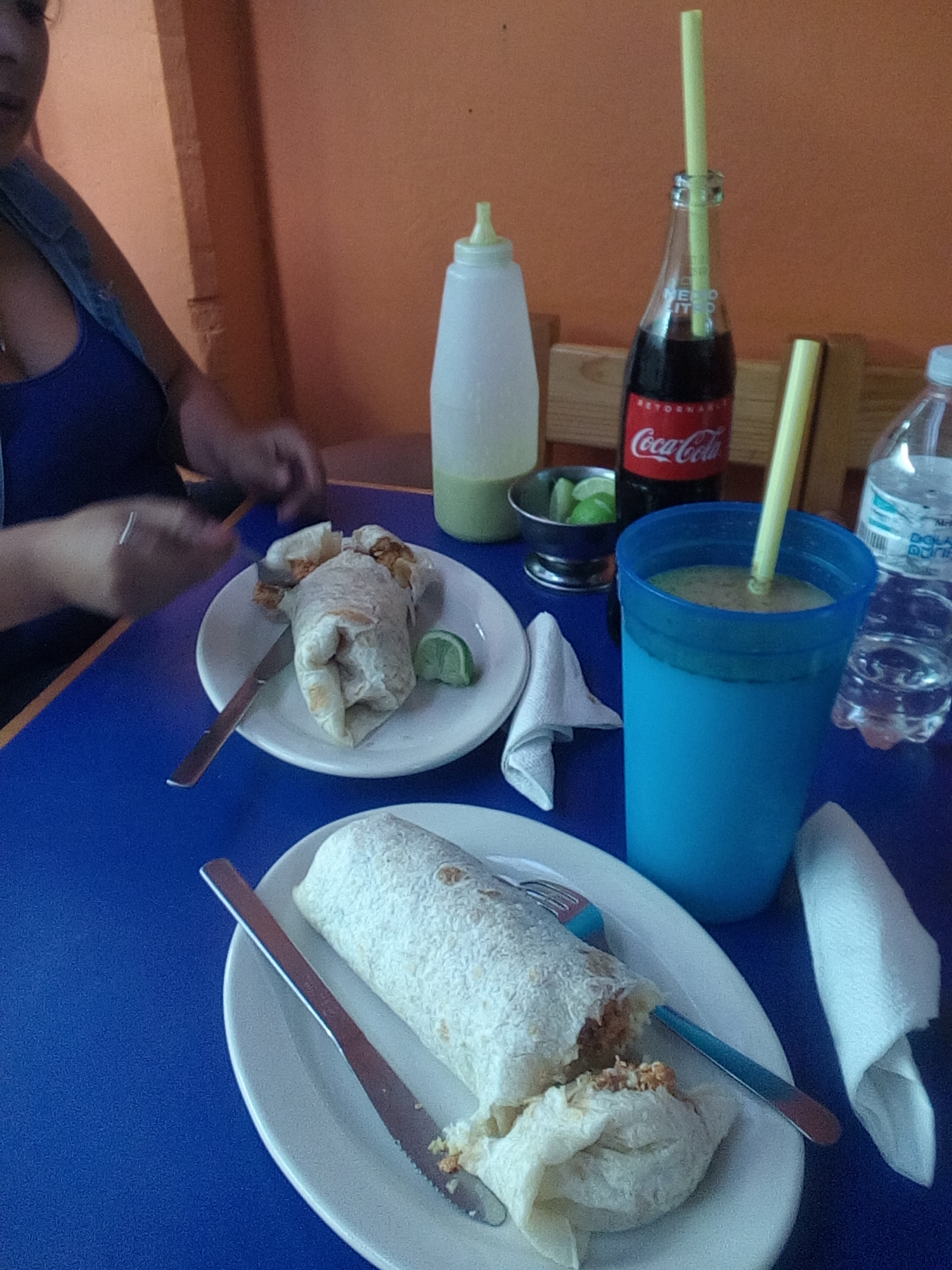 Burritos La Galería image 7