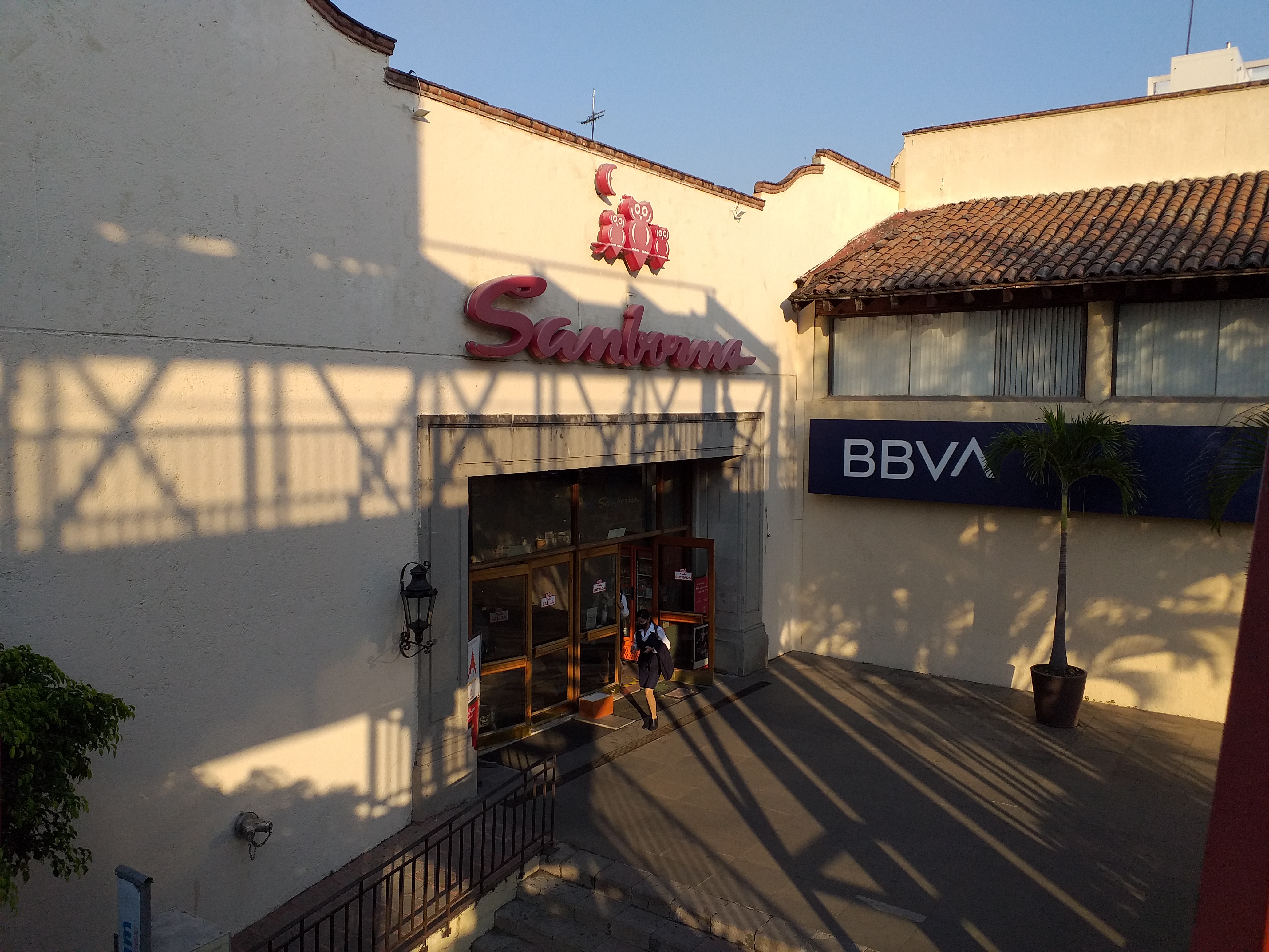 Sanborns Plaza Cuernavaca image 1