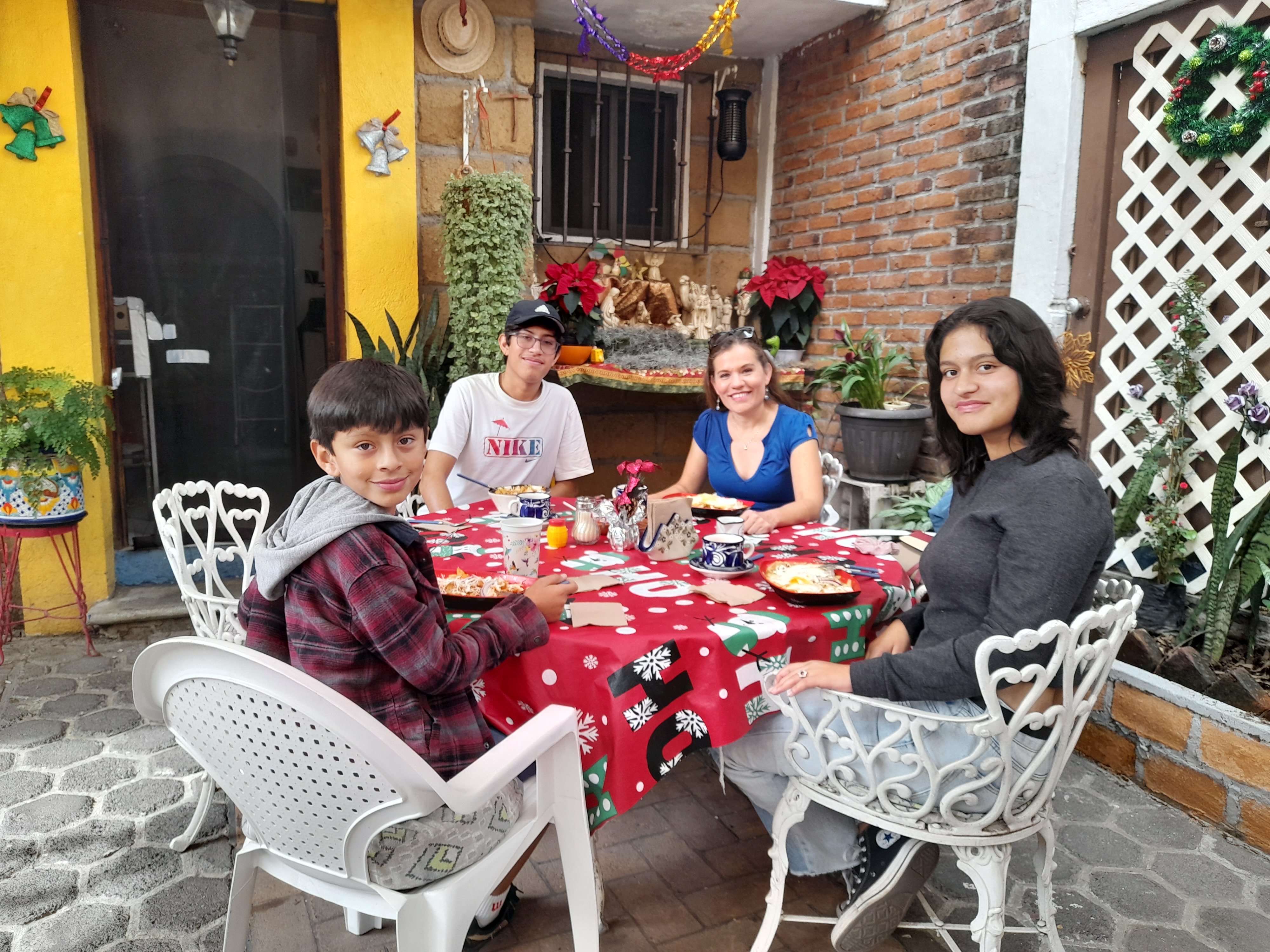 Restaurante & Hospedaje "Casa La Selva" image 8