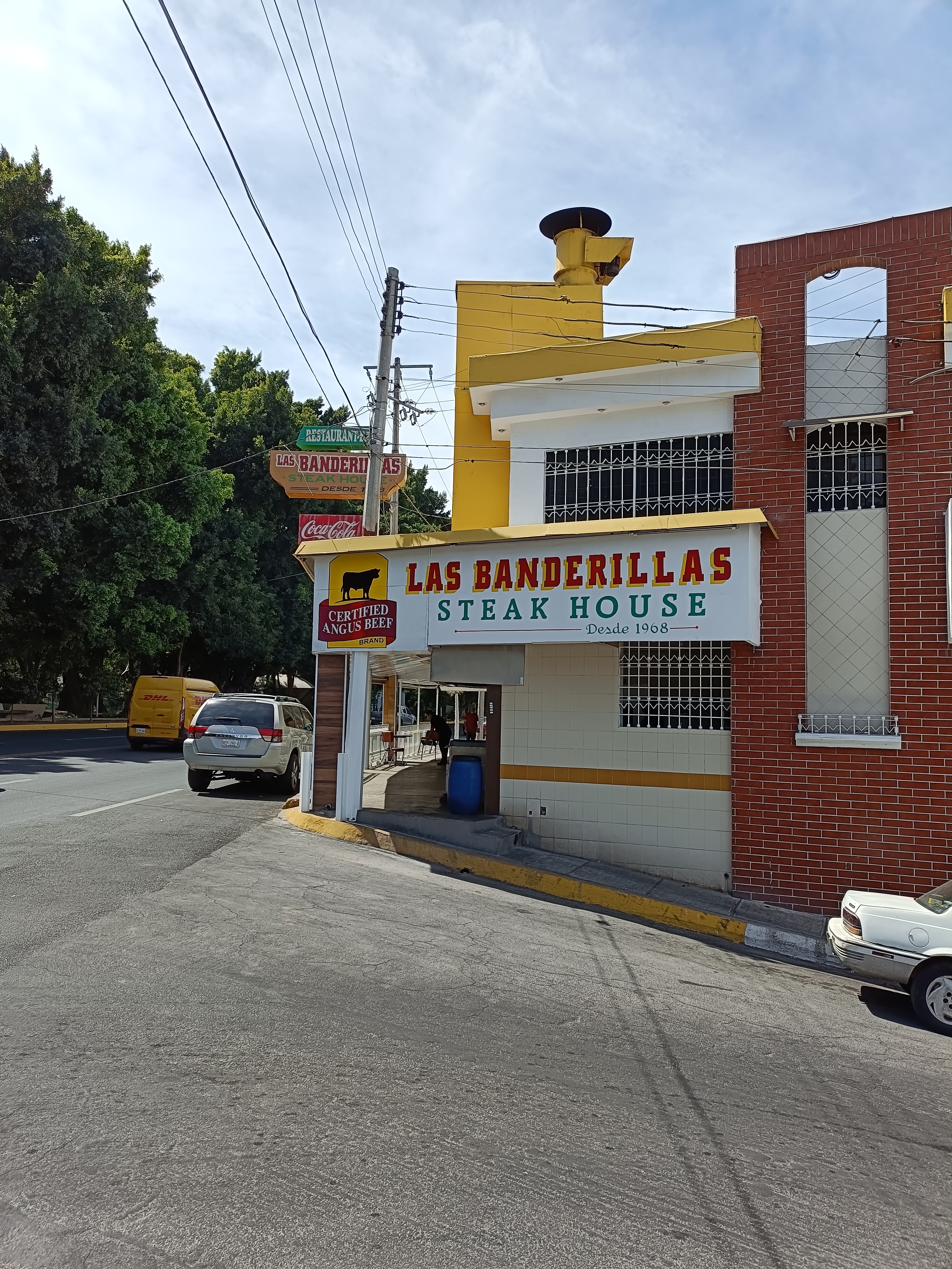 Las Banderillas image 4