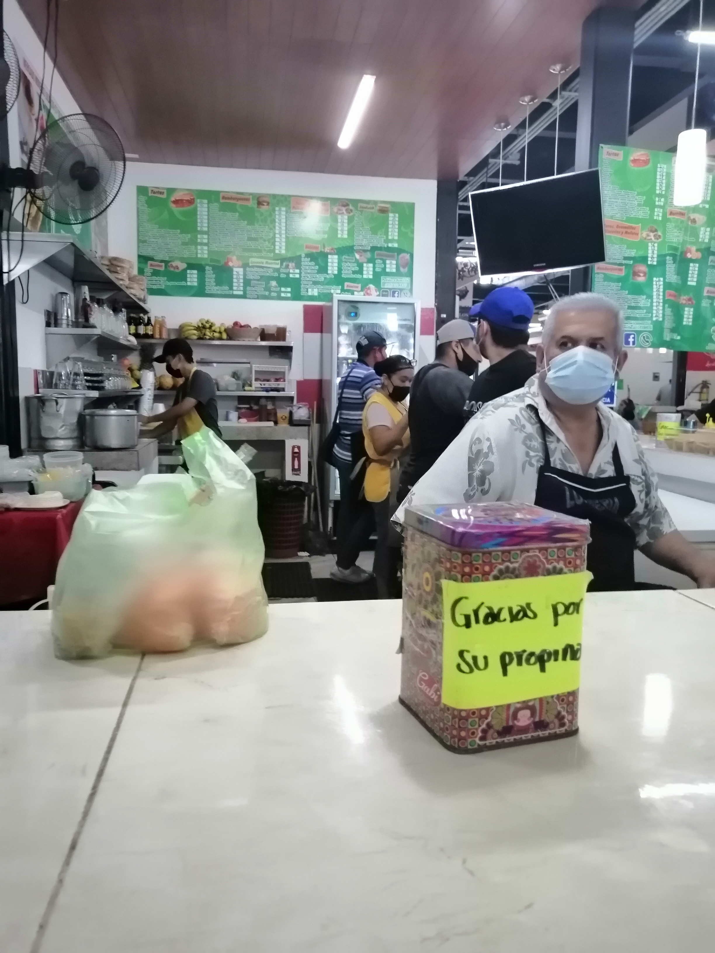 Loncheria Mercado image 9