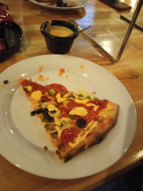 Faustino's pizza image 4