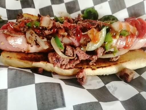 Checos Burguer snack and grill image 3