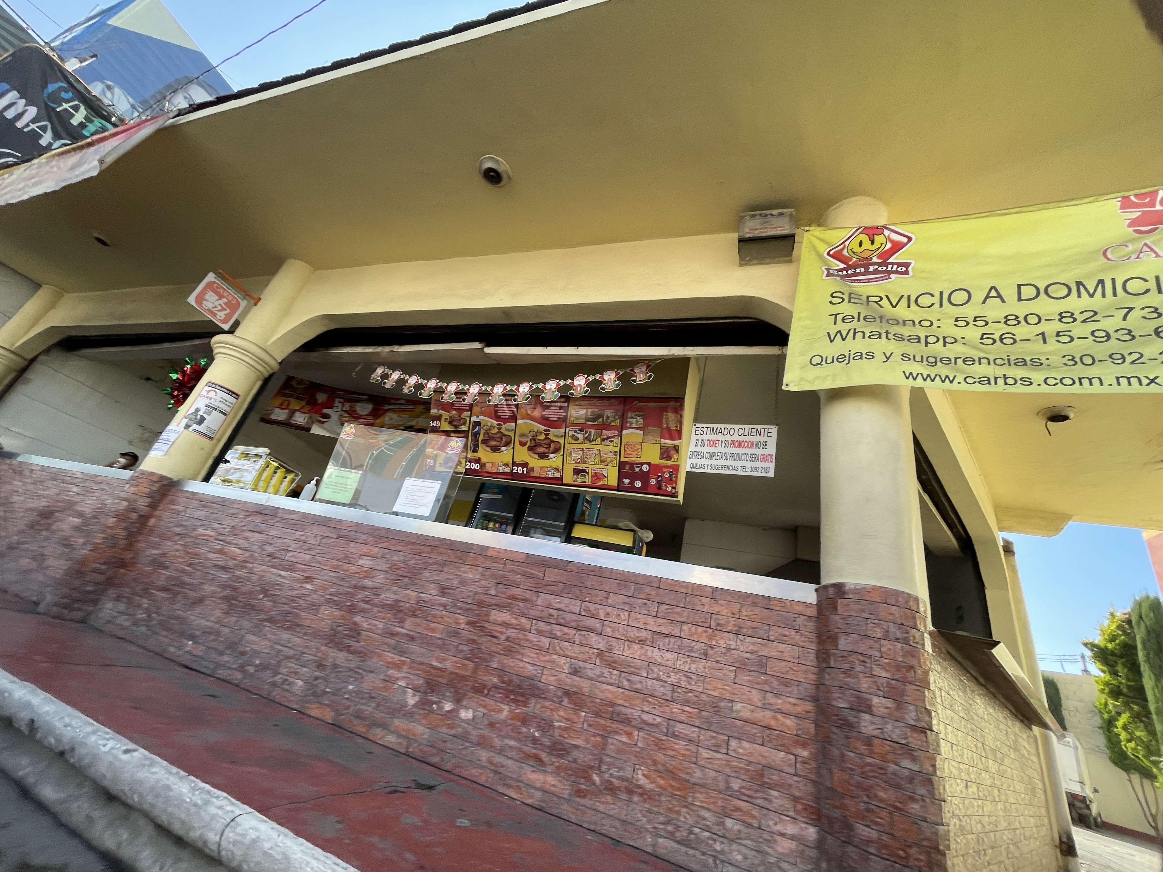 Buen Pollo image 3