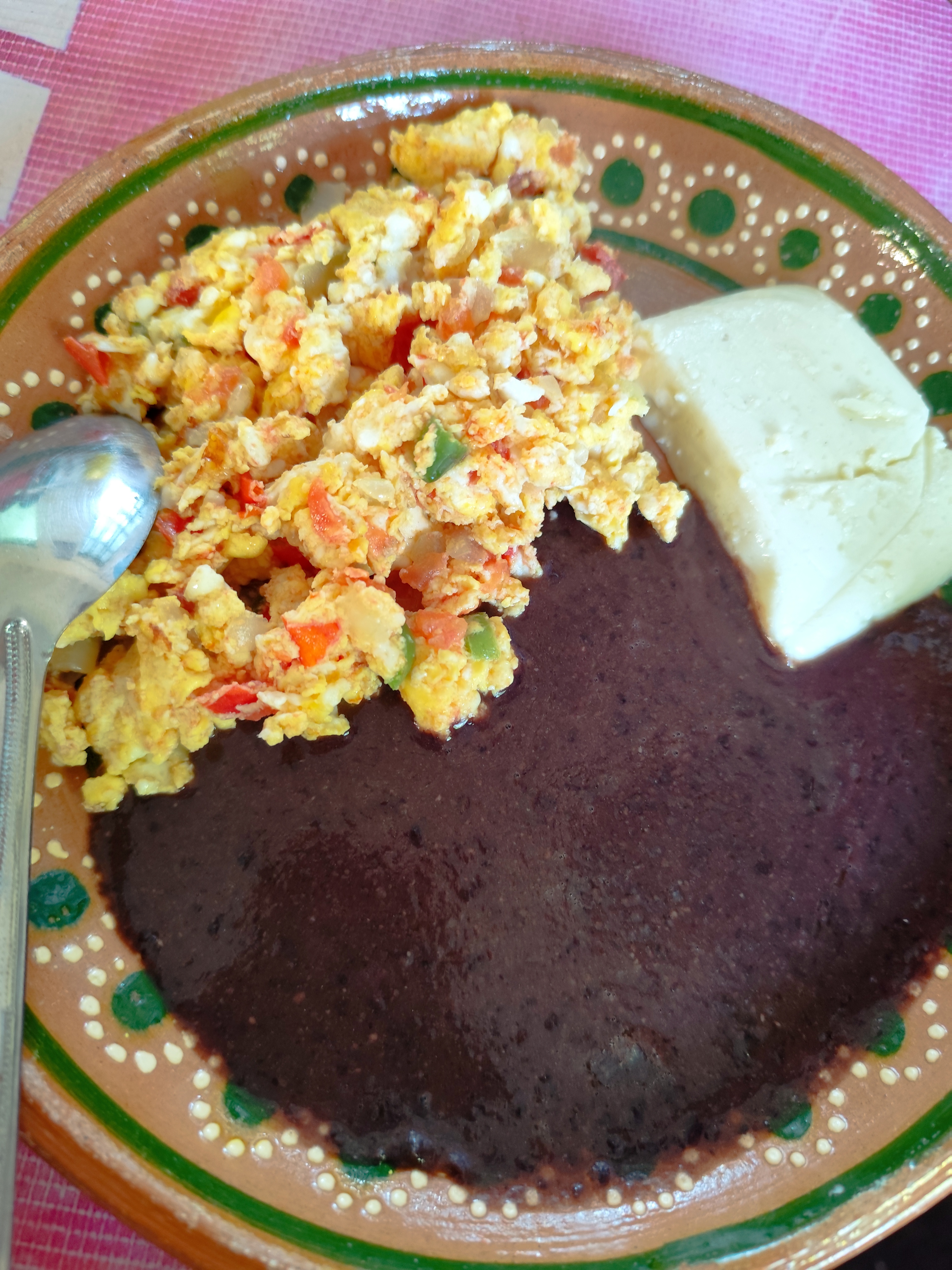 El Sazón de Lala image 4