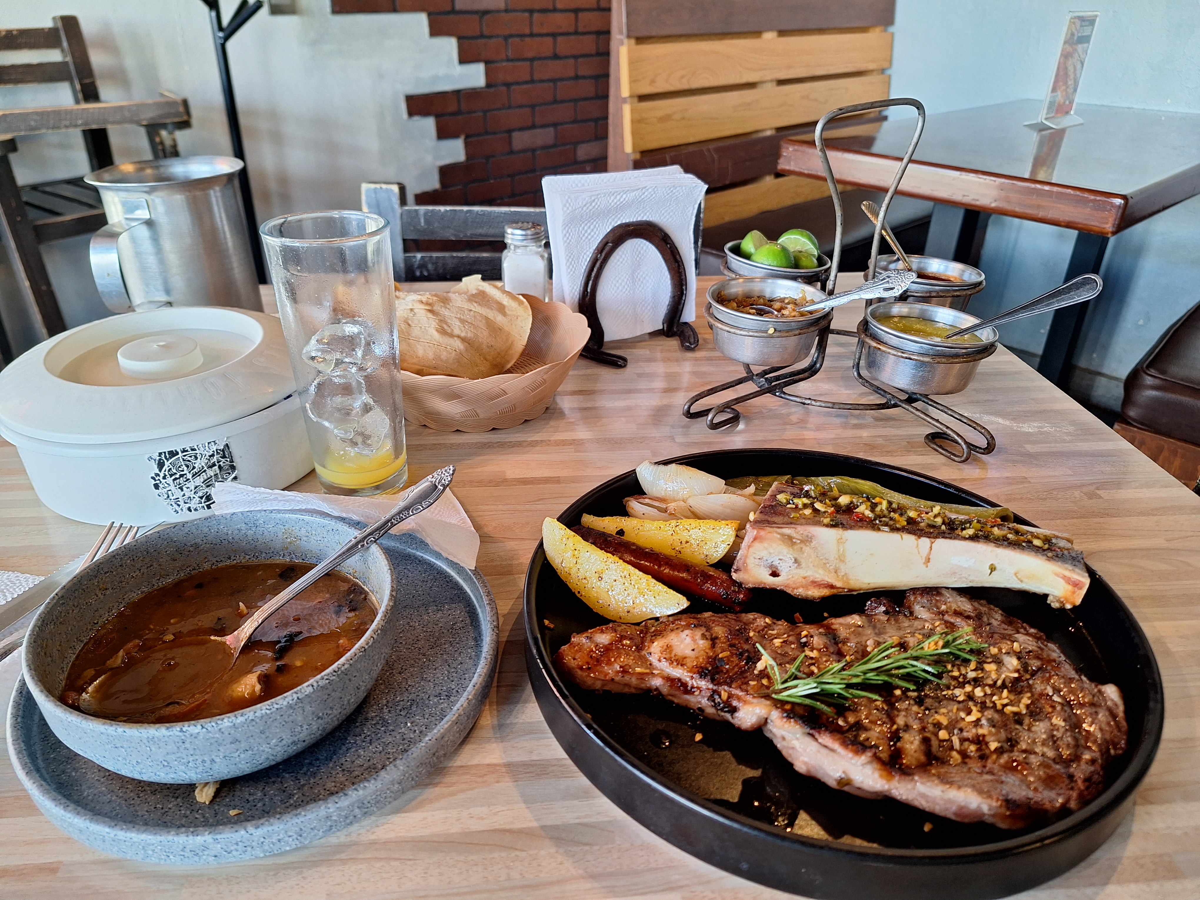 Arracheras La Cabaña image 4