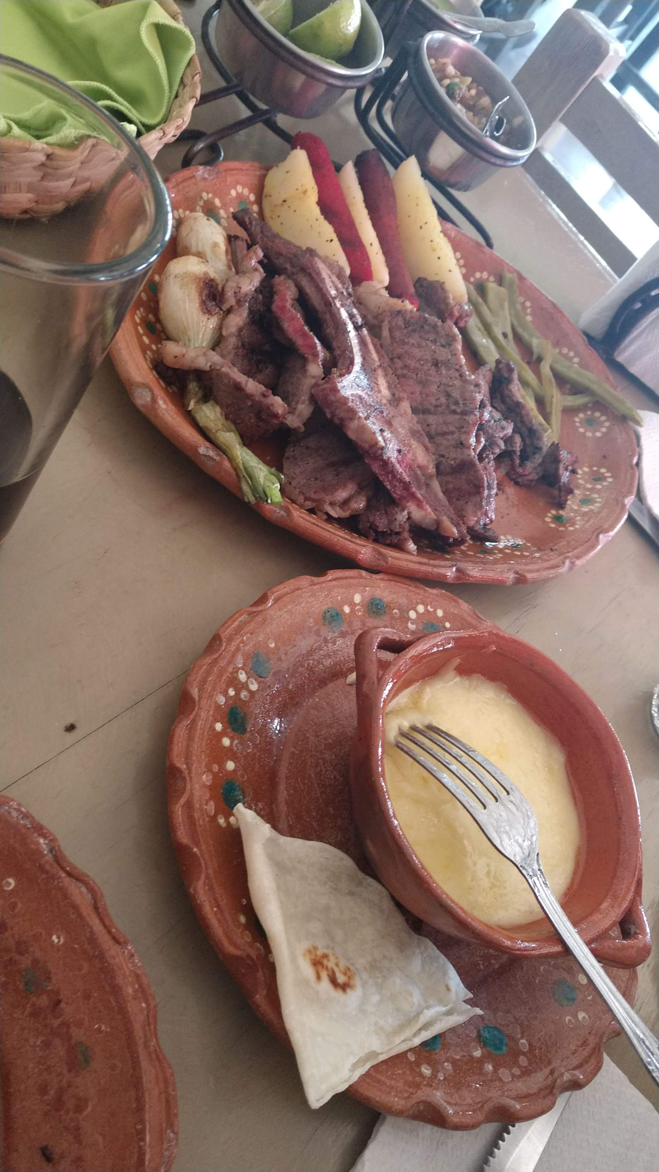 Arracheras La Cabaña image 10