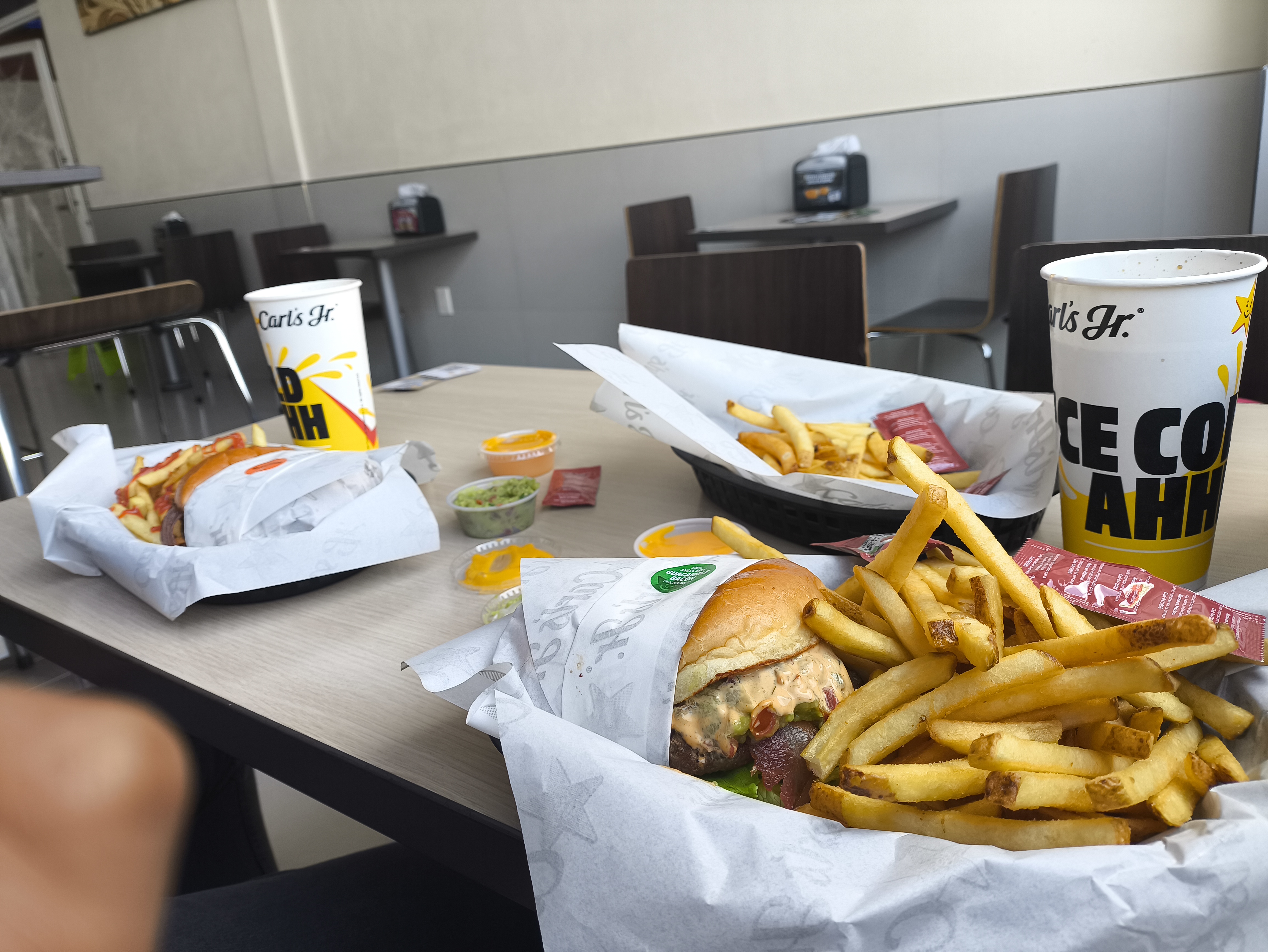 Carl's Jr. Tula de Allende image 3