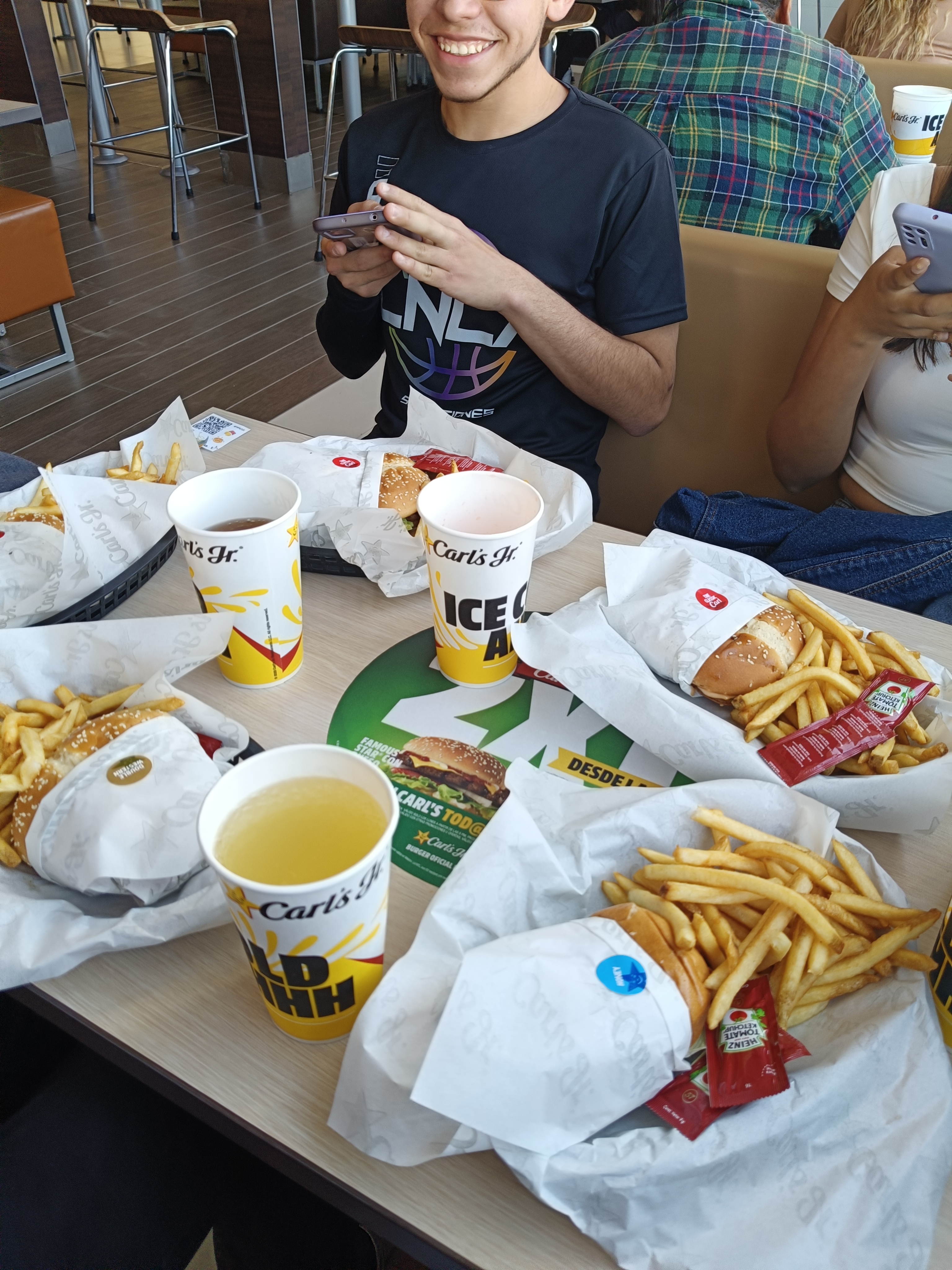 Carl's Jr. Tula de Allende image 9