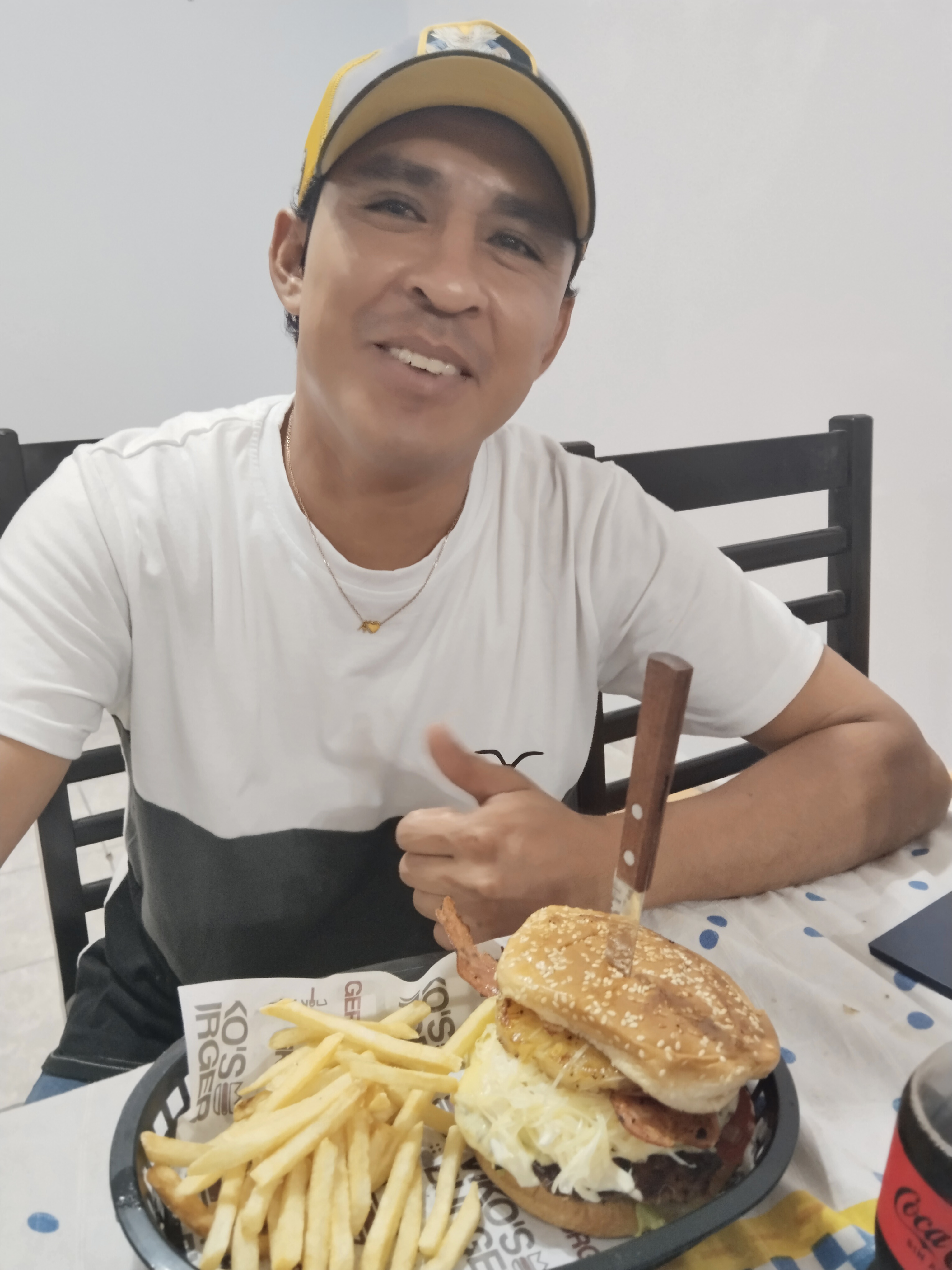 Viko's Burger image 7