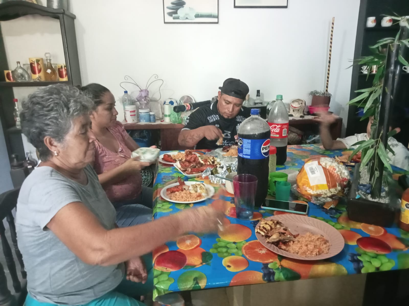 Antojitos El Don image 5