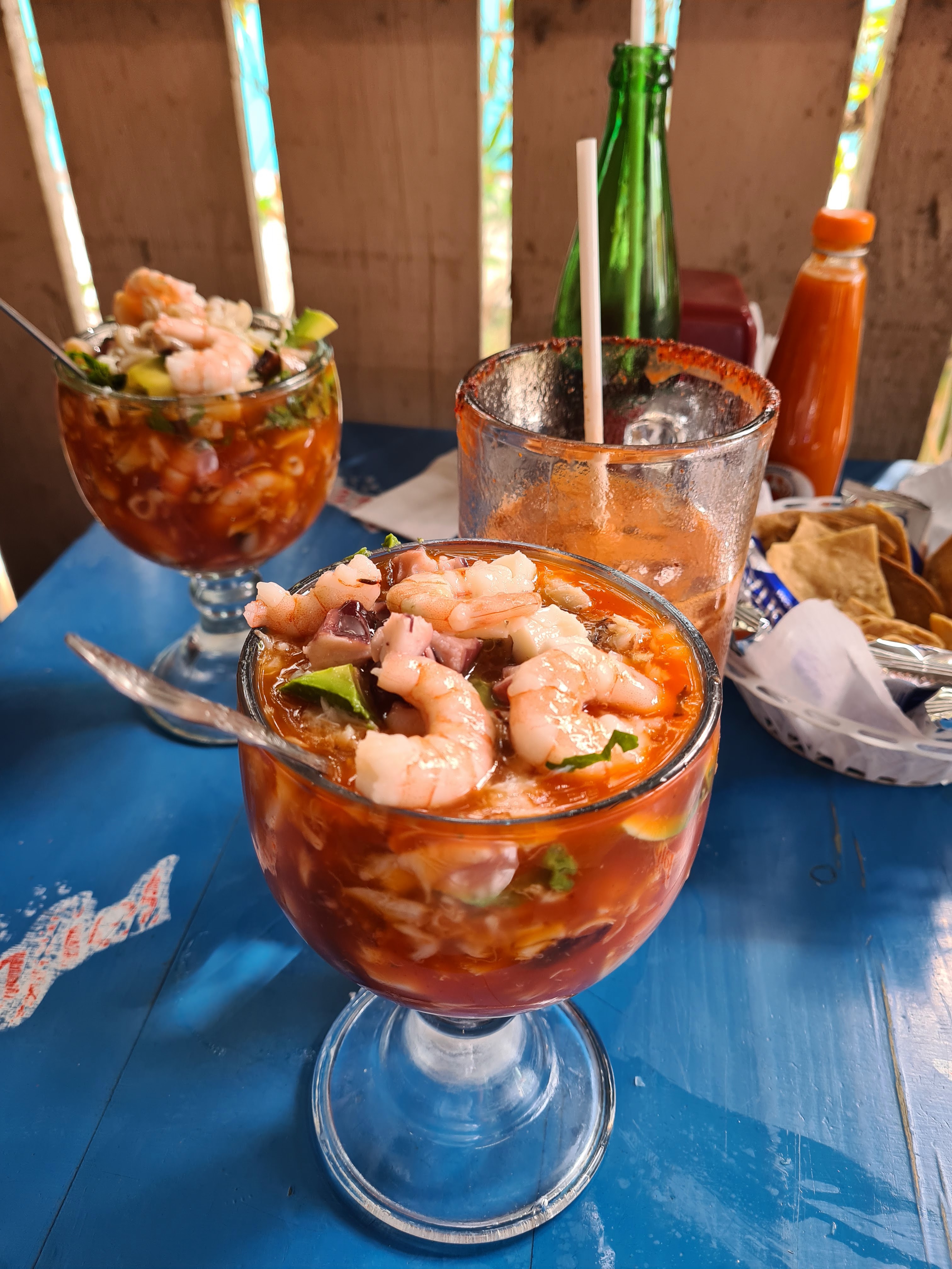 Coctelería El Tampico image 3