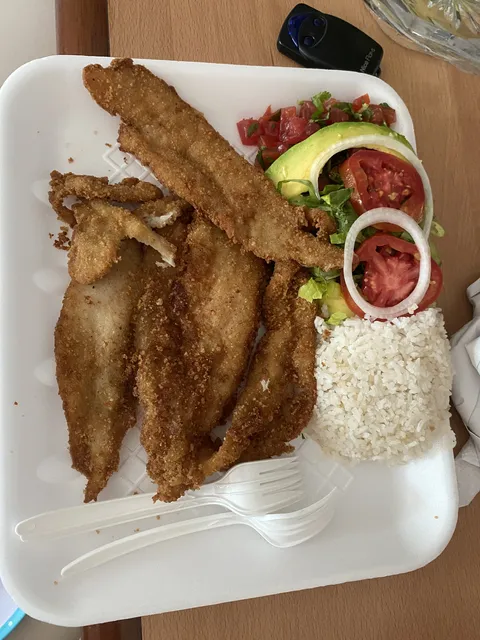 Coctelería El Tampico image 4