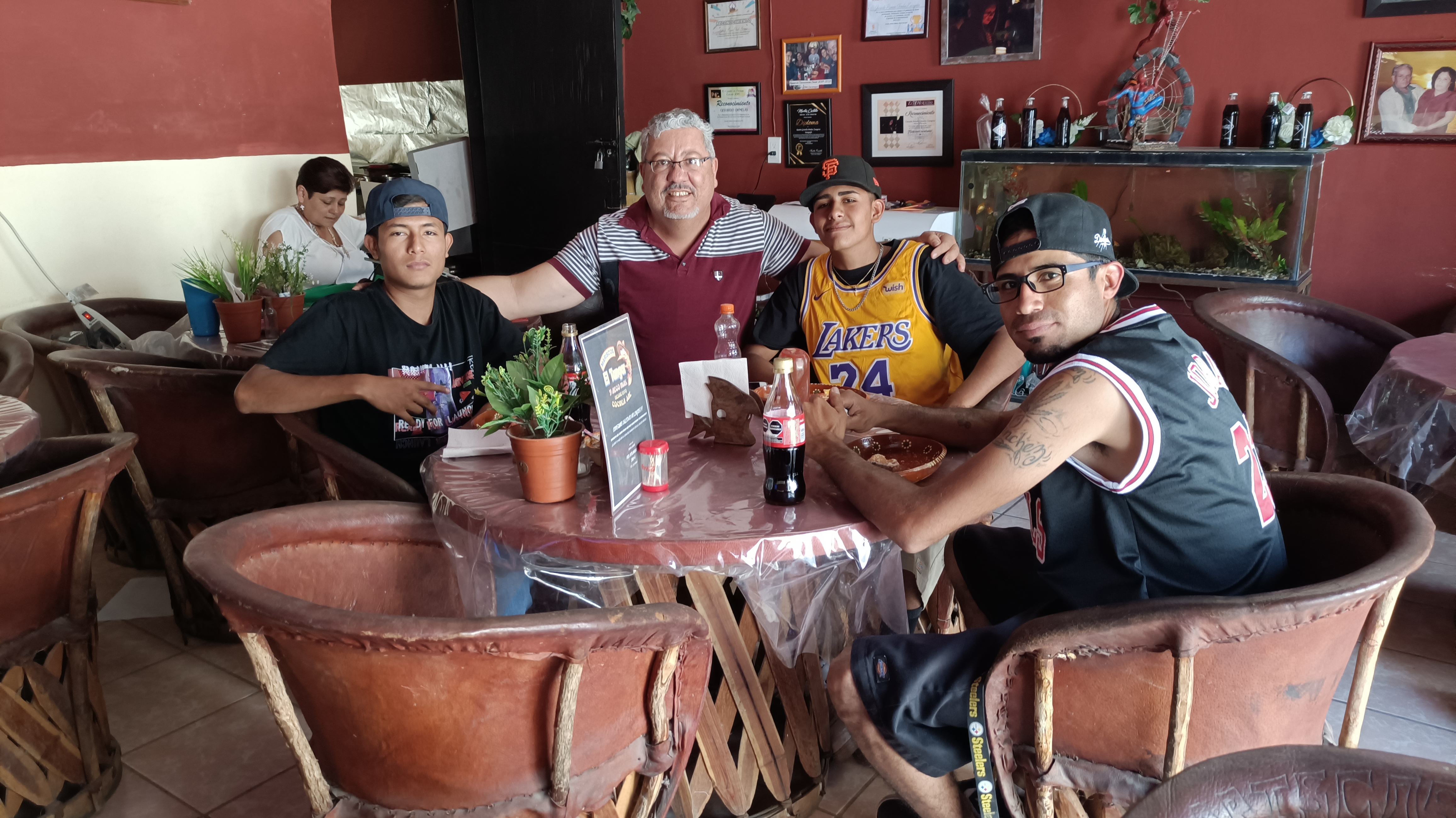 EL TUNGAR MARISCOS Y MAS....... image 8