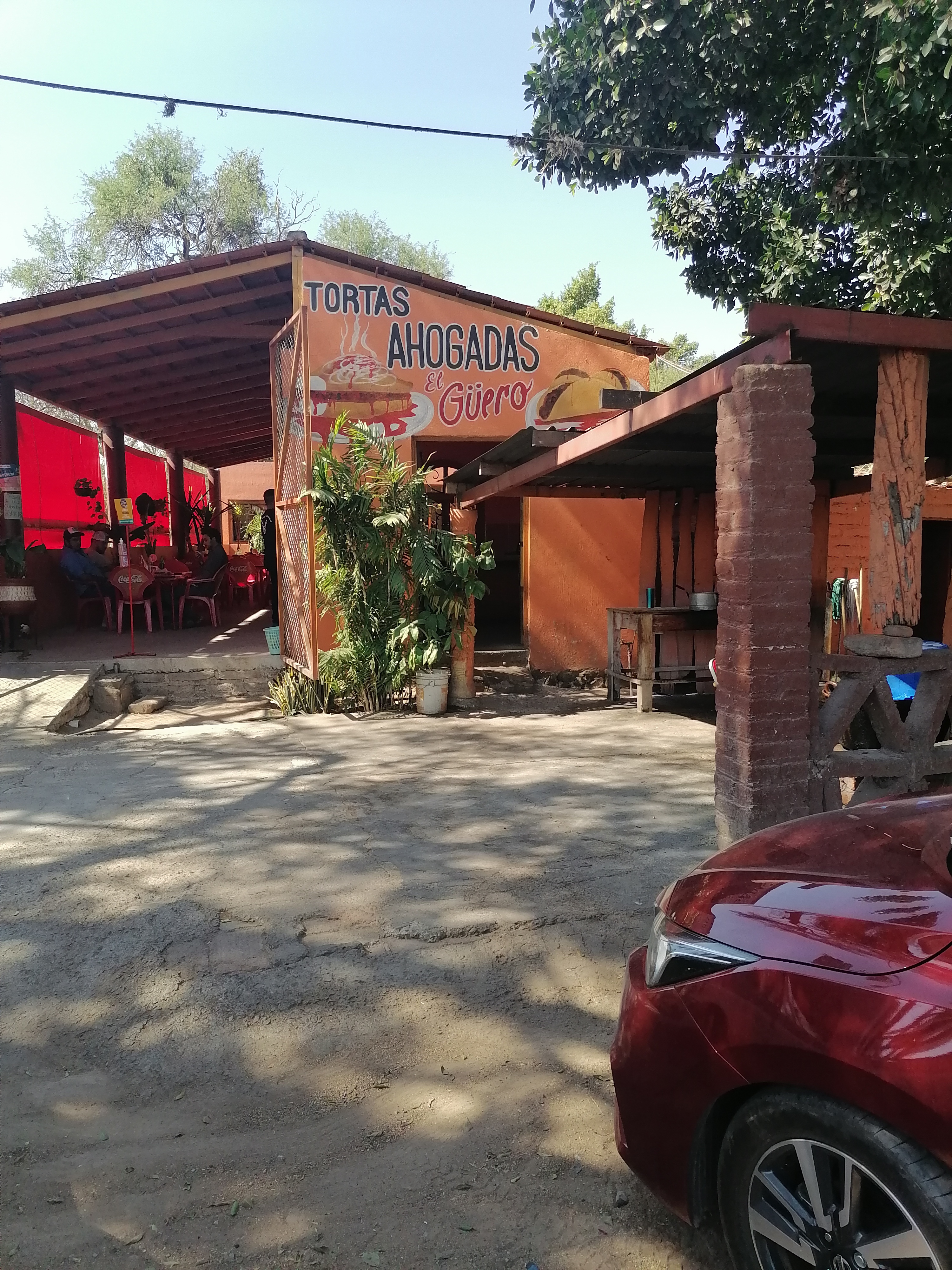 Tortas Ahogadas El Guero image 4