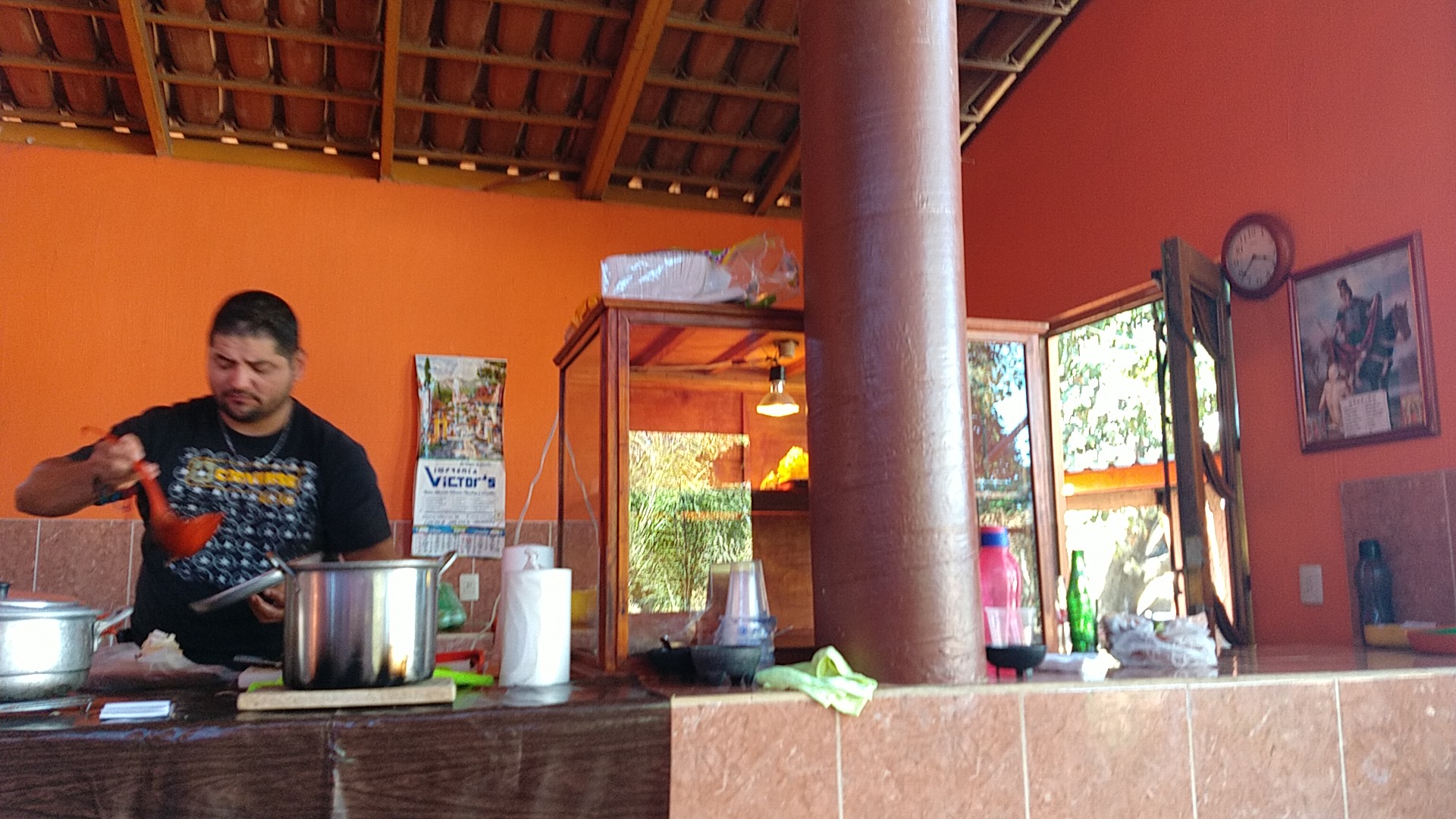 Tortas Ahogadas El Guero image 5