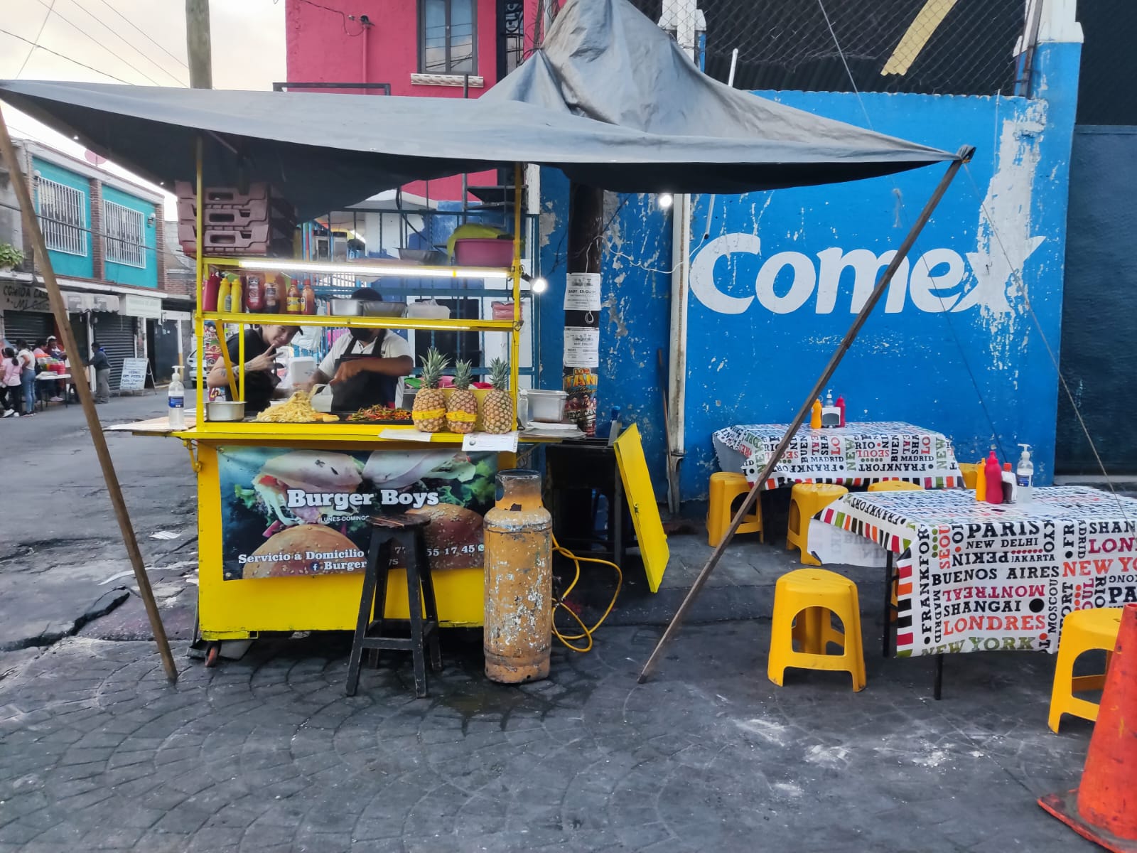 Burger's Boys image 4