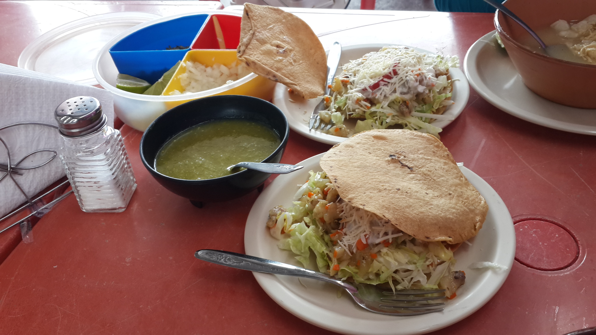 Pozolería el portón rosa image 2