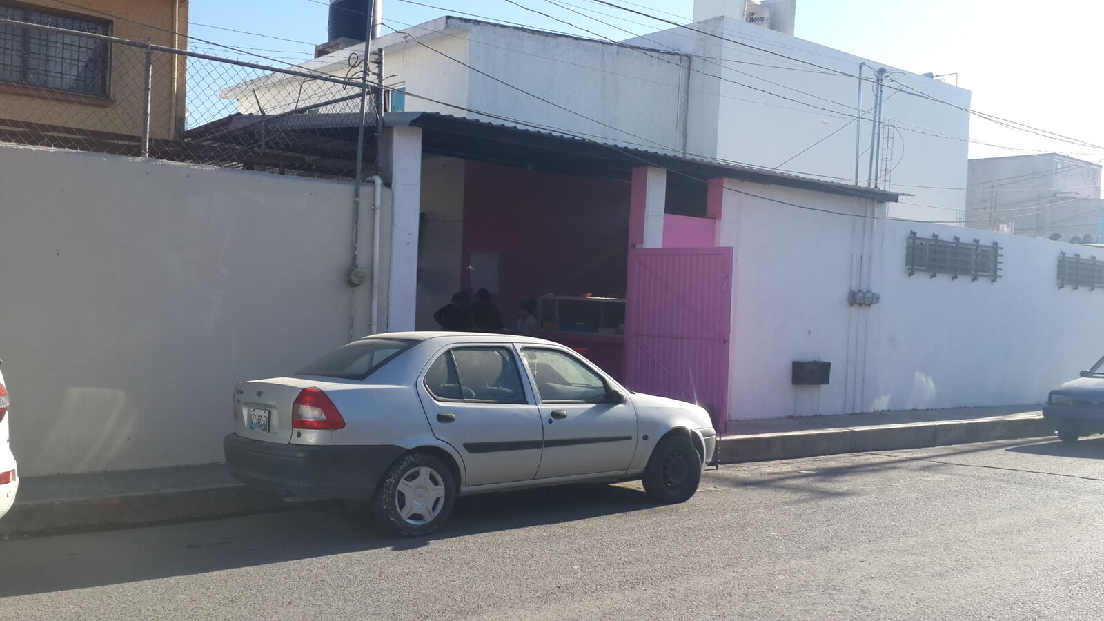 Pozolería el portón rosa image 9