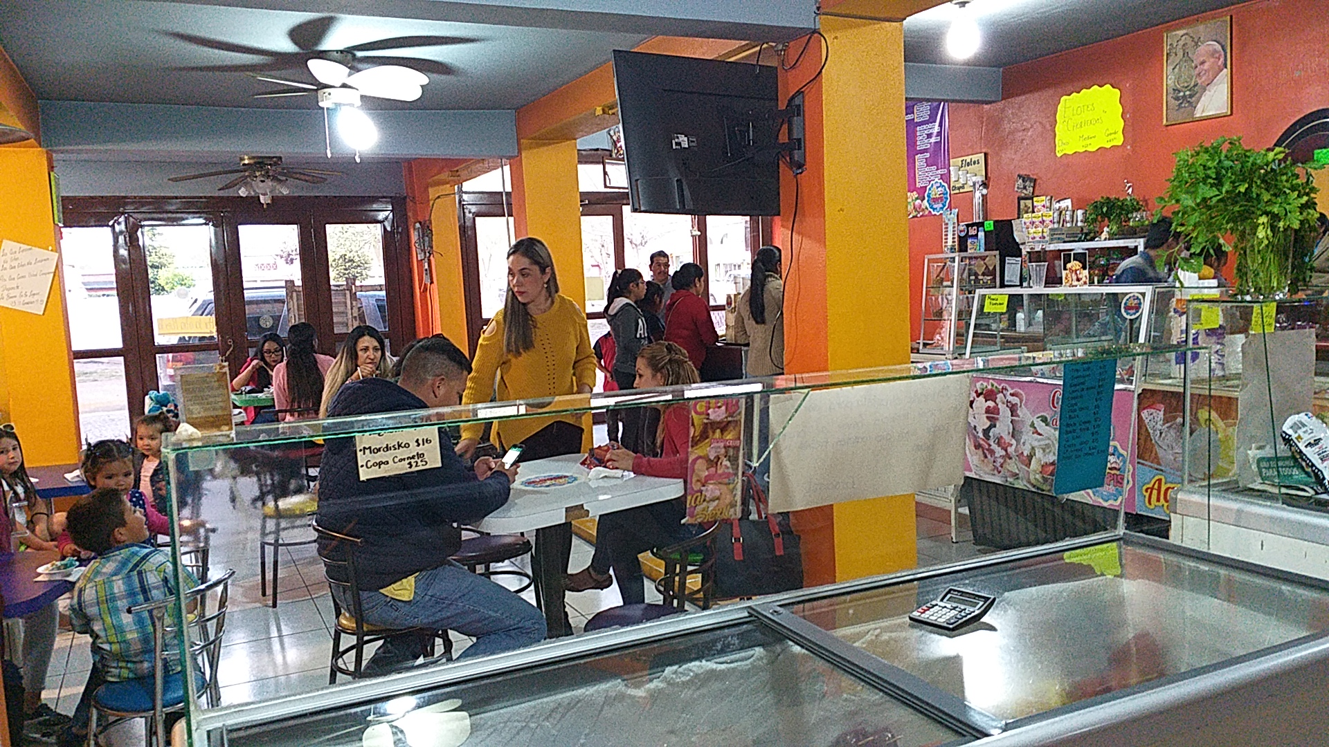 Elotes Chapis Y Neveria "Tutto Piacevole" image 5