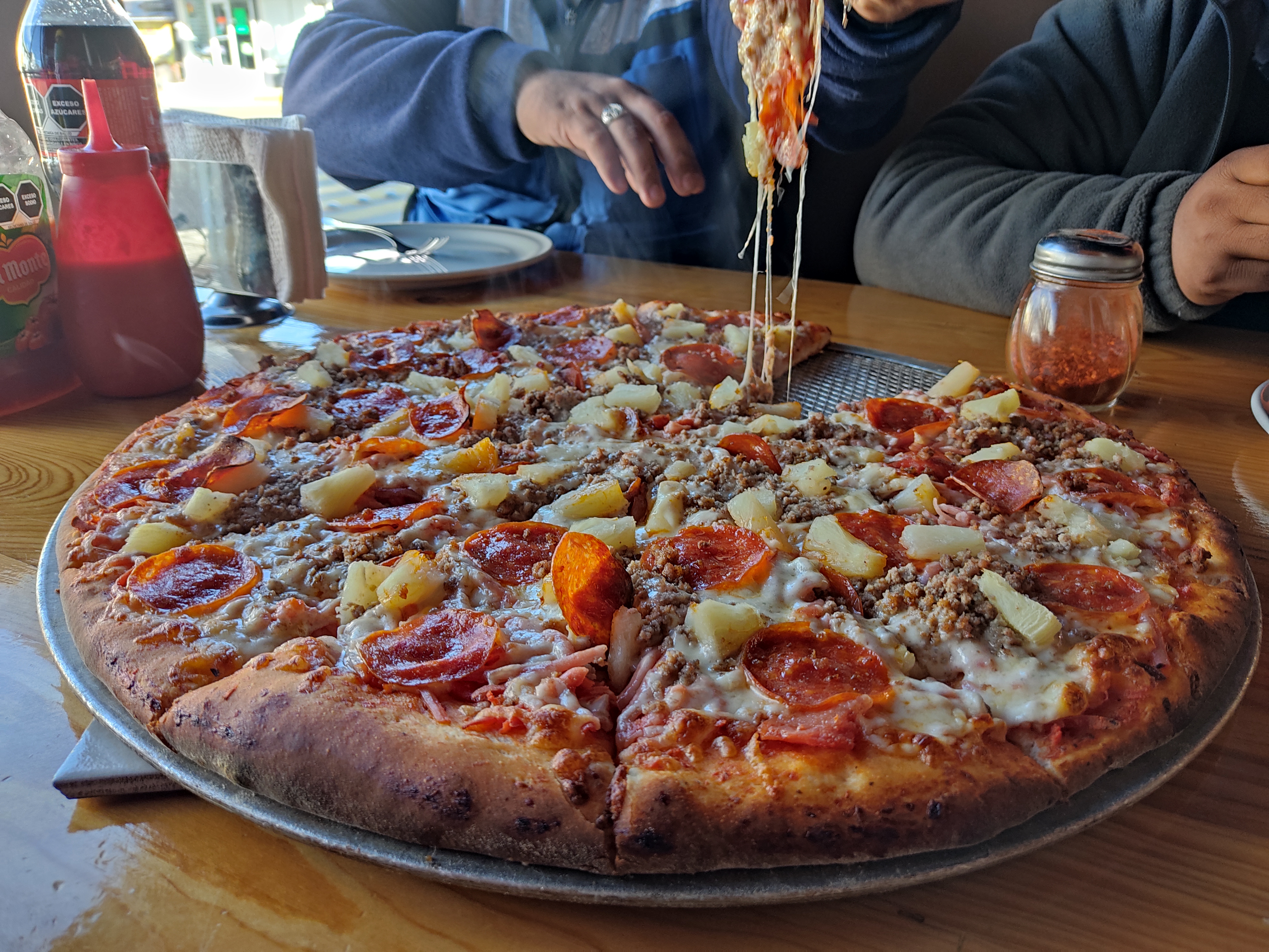 Yoloví Pizza image 8