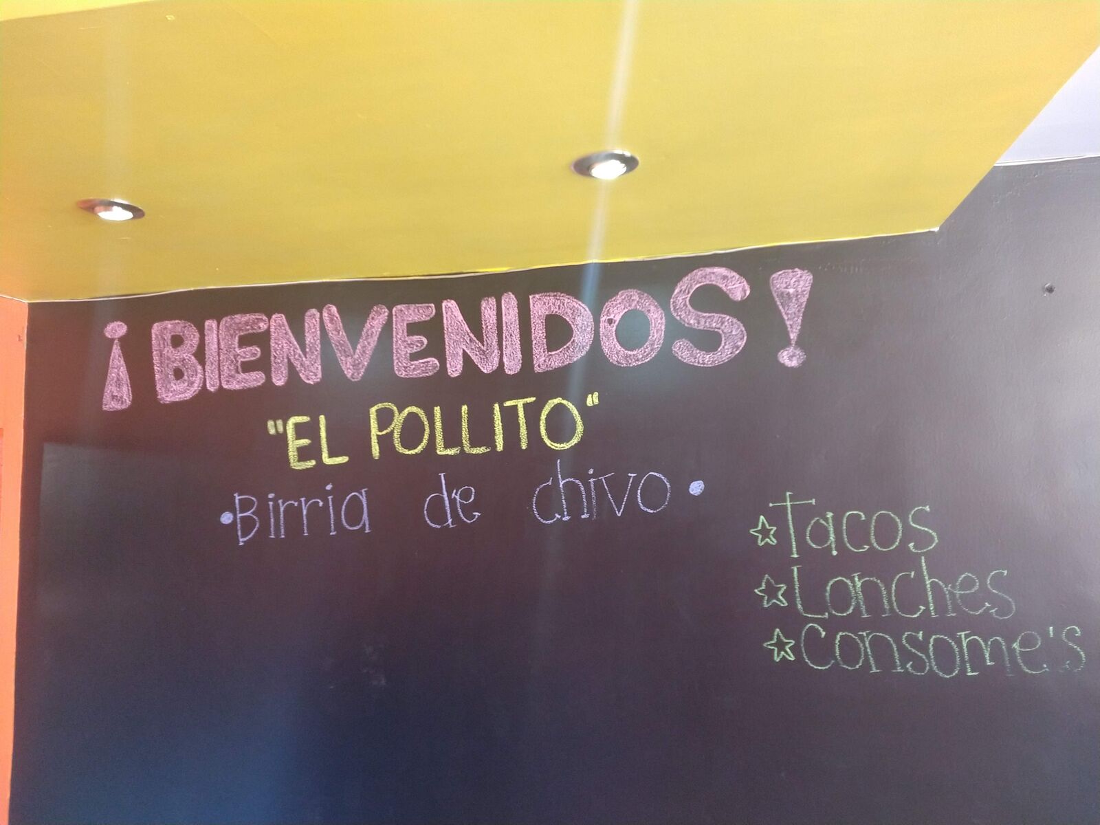 Tacos & Costillas El Pollito image 7