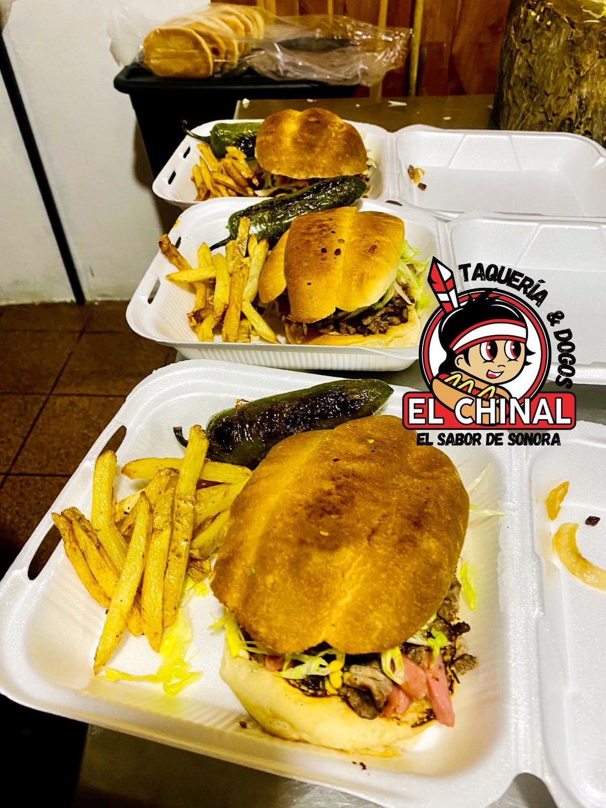 Taquería y Dogos El Chinal image 7